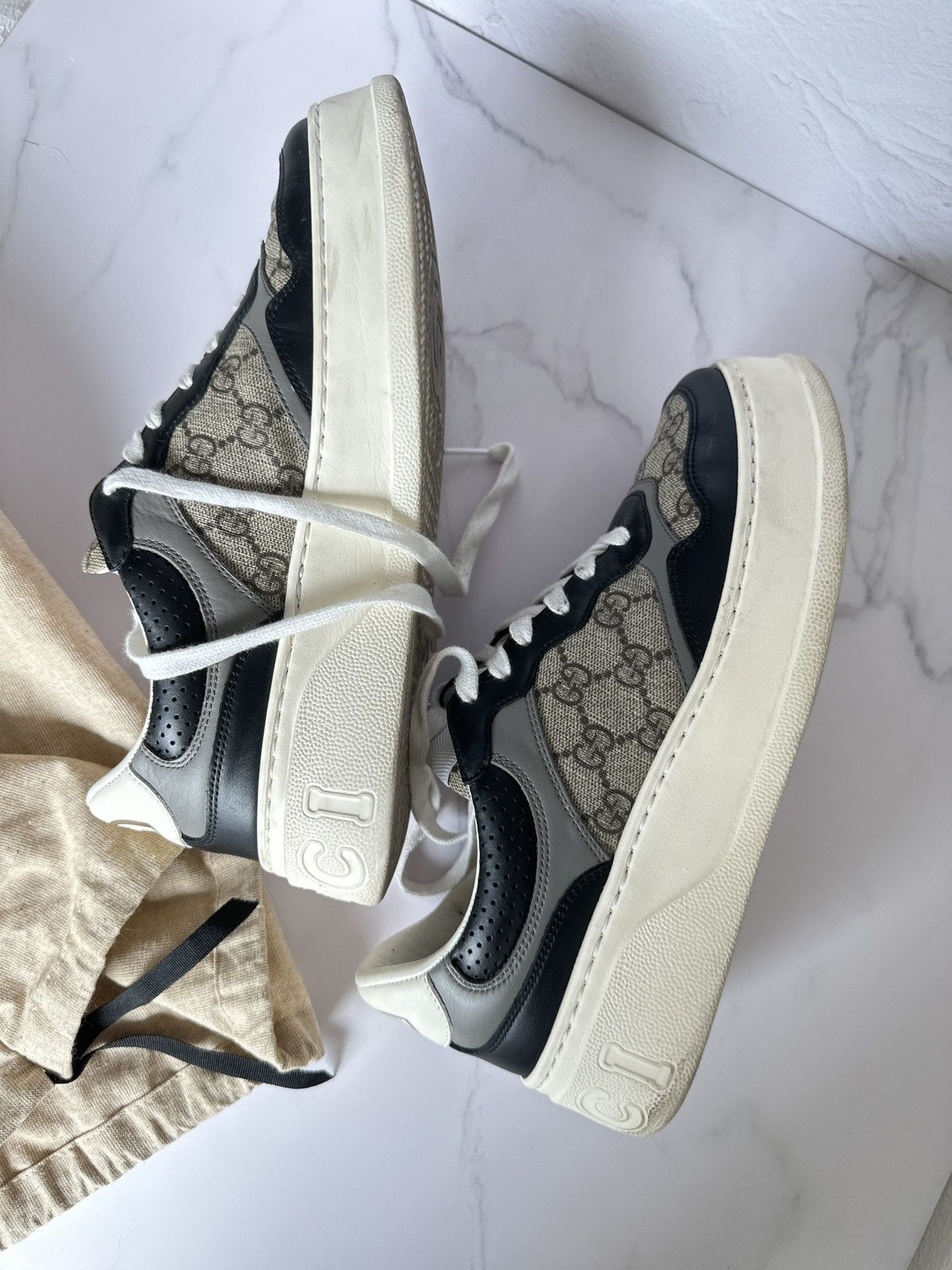 Gucci Gucci Monogram Street Style Logo Sneakers 'Beige Black' Size US 9 / EU 42 - 1 Thumbnail
