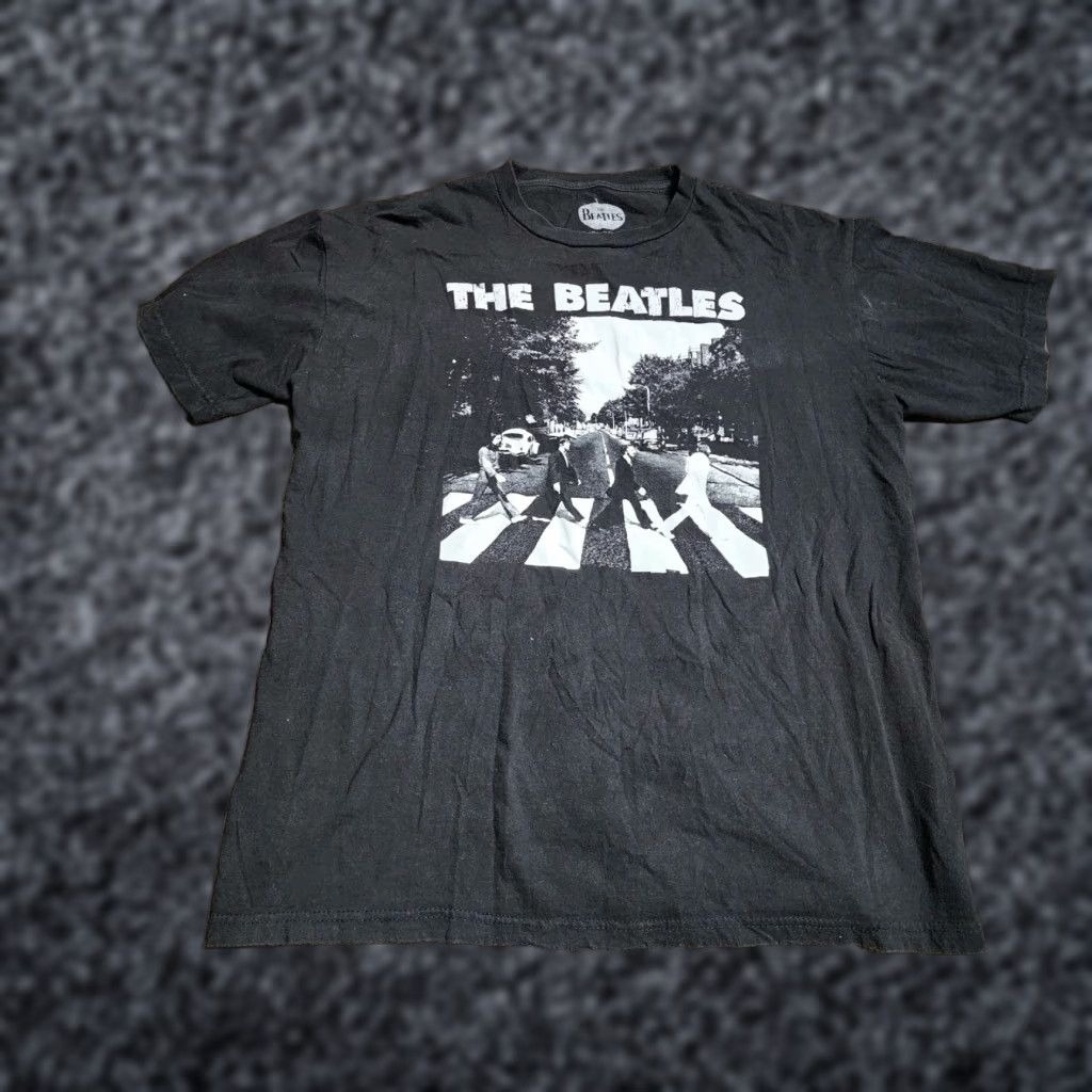 Vintage Vintage The Beatles T Shirt Abbey Road Album Cover Band Tee Cotton Men Large Black Graphic 2010s Size US L / EU 52-54 / 3 - 1 Thumbnail