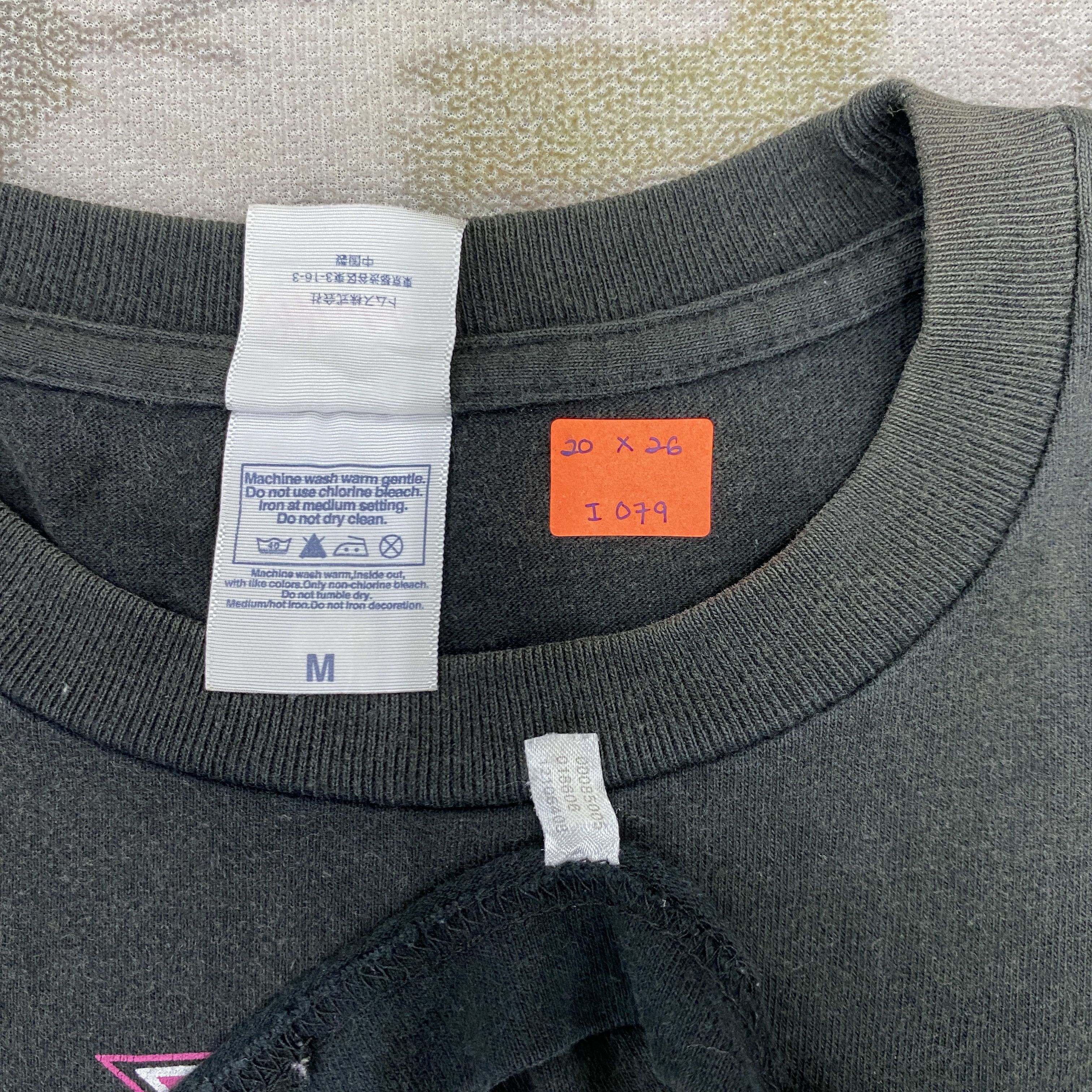 Band Tees Vintage Mission Impossible Kyoto 2013 Tshirt - I079 Size US M / EU 48-50 / 2 - 6 Thumbnail