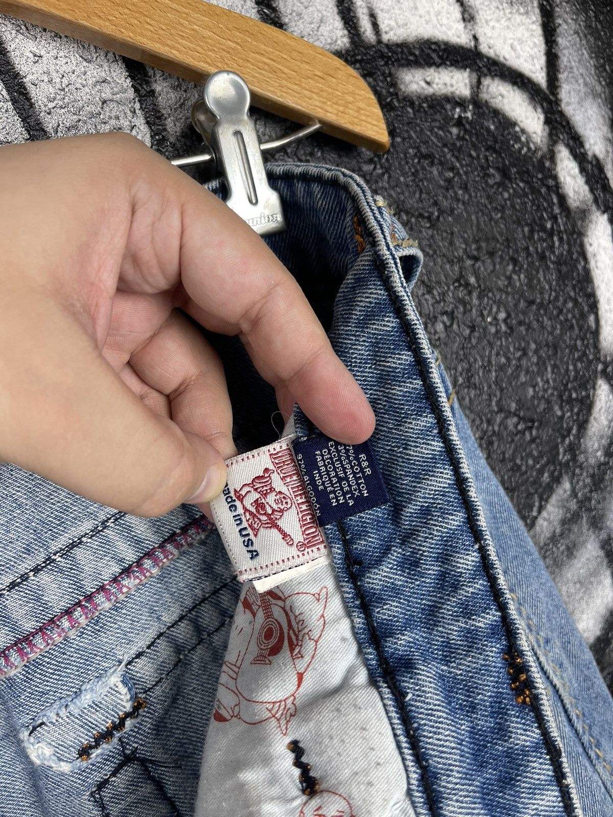 True Religion True Religion Ricky Relaxed Straight Distressed Denim Jeans Size US 32 / EU 48 - 17 Thumbnail