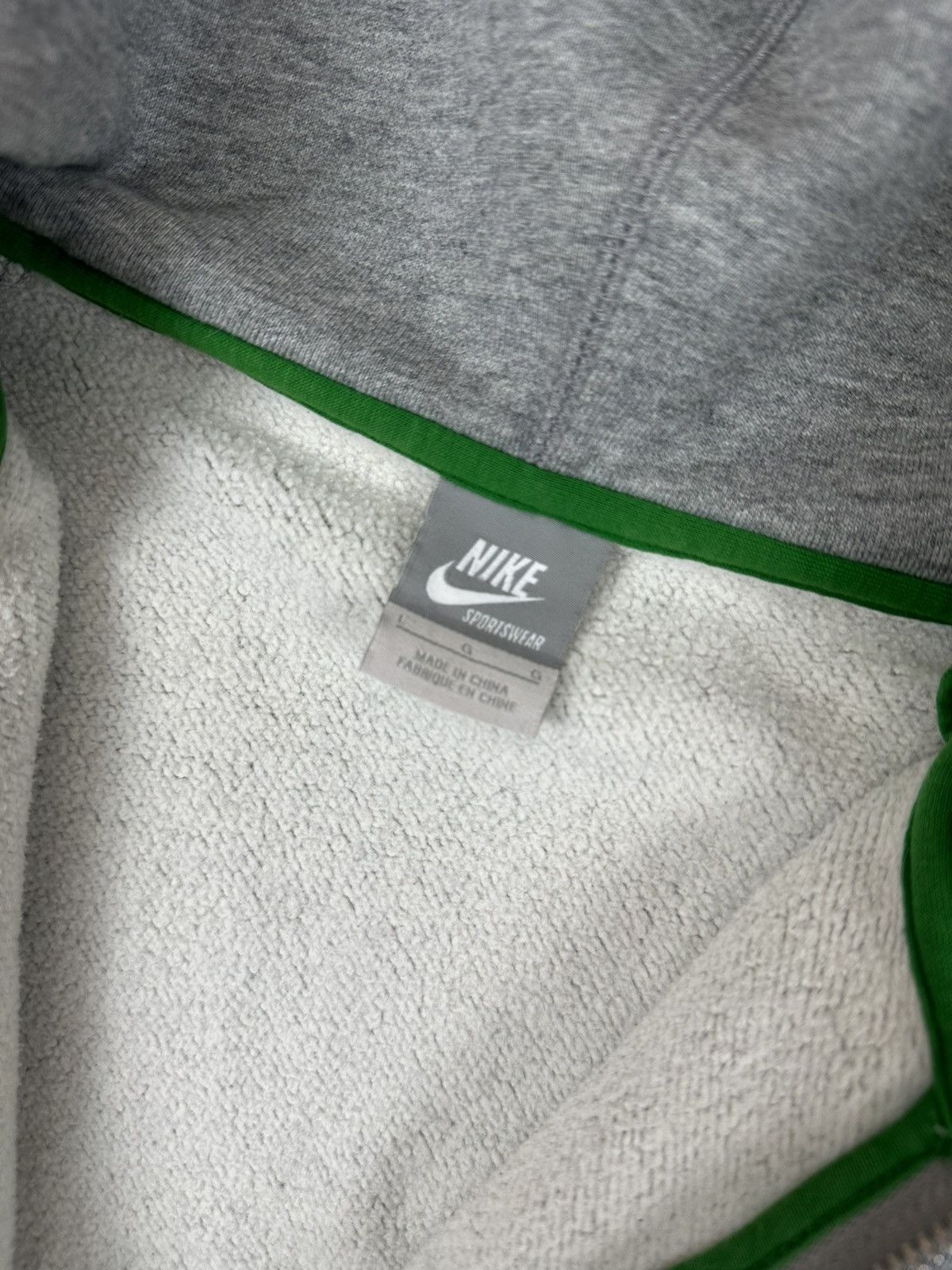 Nike Nike Vintage Grey Hoodie Small Logo Y2K Size US L / EU 52-54 / 3 - 8 Thumbnail