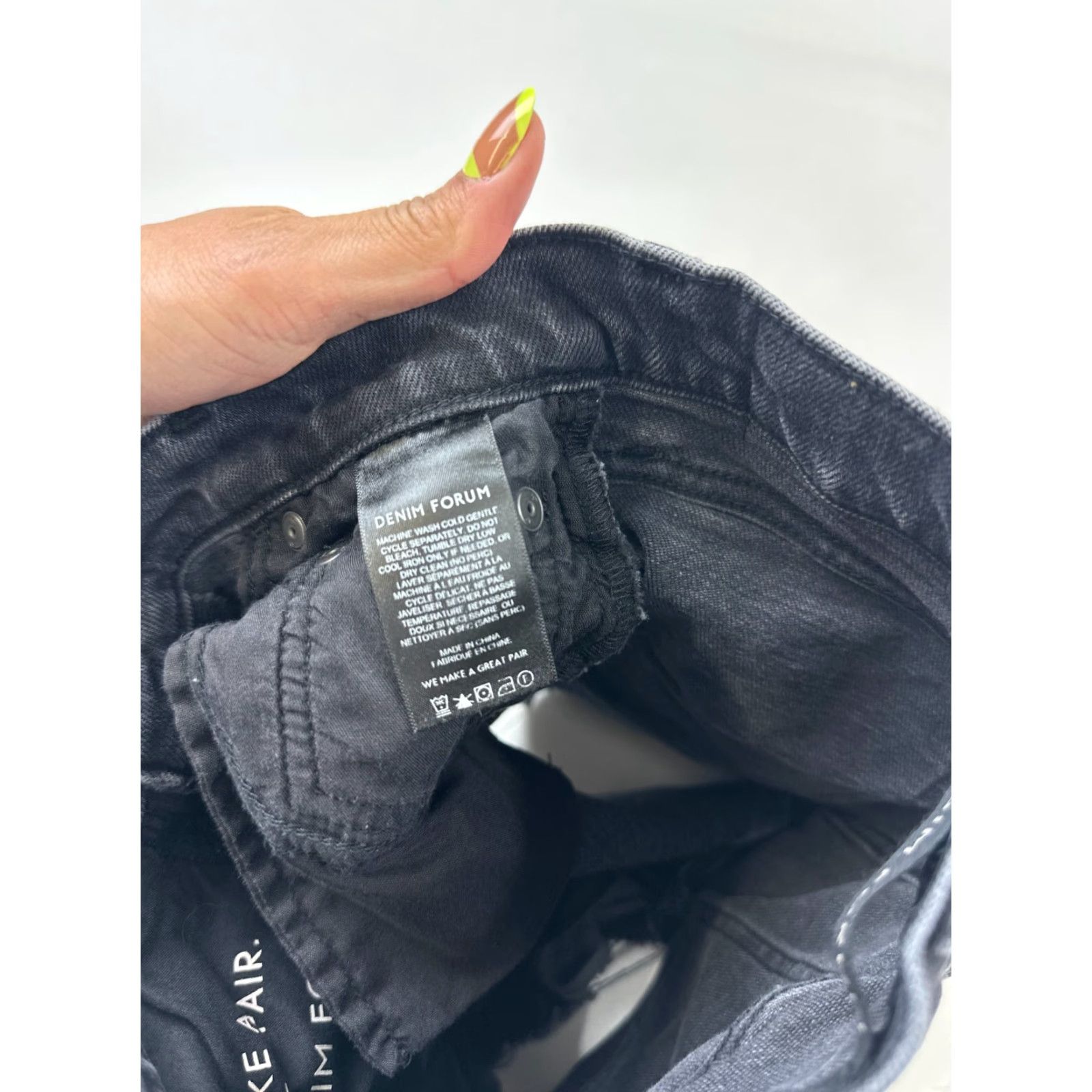 Denime Denim Forum Shorts Womens 23 Black Boyfriend High Rise Frayed Hem Button Fly 5-Pocket Denim Cotton Spring Summer Walking Mens Womens Boys Girls Size 40" / US 18 - 7 Thumbnail