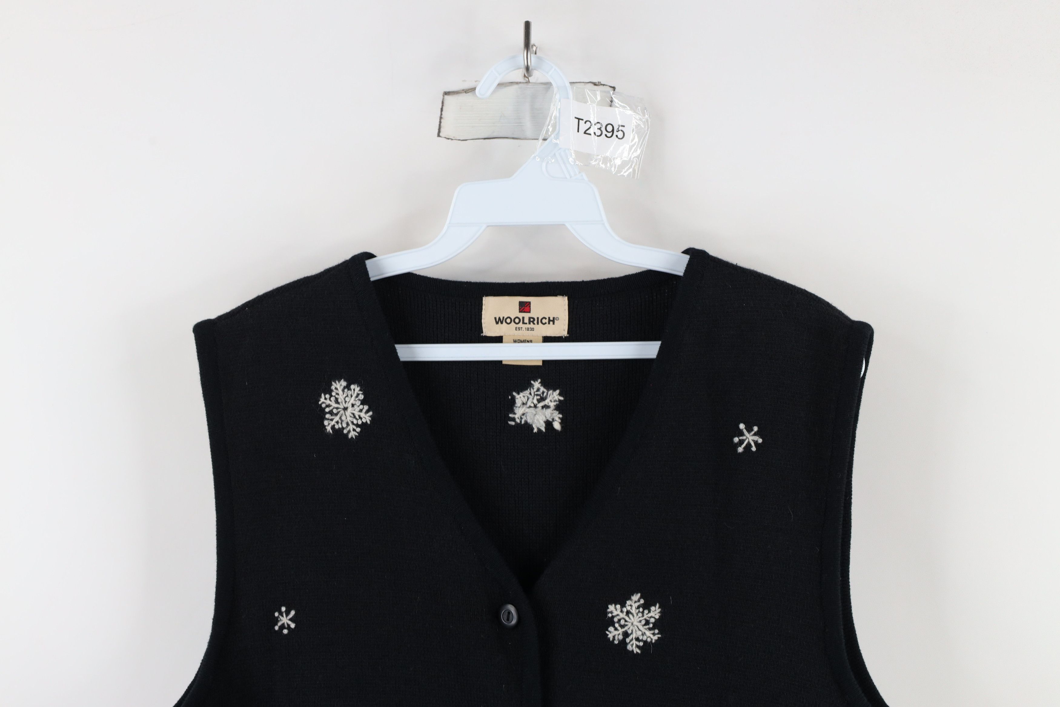 Vintage × Woolrich Woolen Mills Vintage 90s Woolrich Snowman Dog Knit Sweater Vest Black Size L / US 10 / IT 46 - 2 Thumbnail