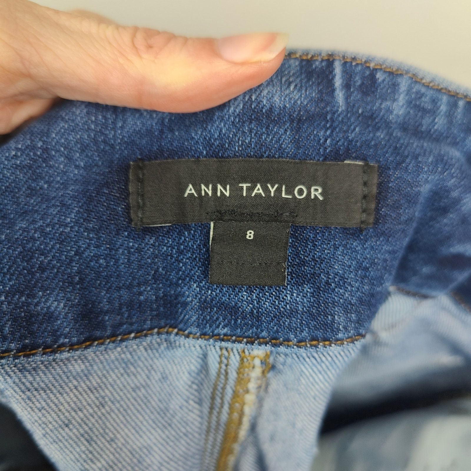 Ann Taylor Ann Taylor The Easy Straight Jeans Womens 8 Dark Wash Size 30" / US 8 / IT 44 - 7 Thumbnail