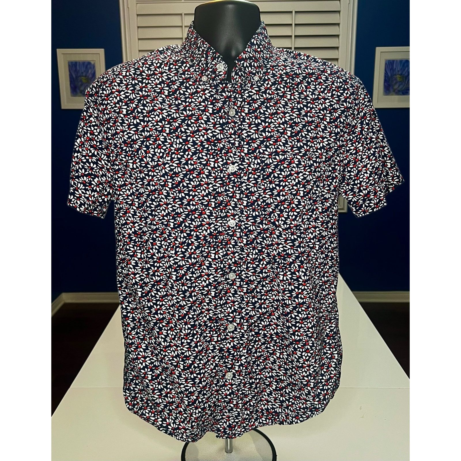 J.Crew J.Crew Men’s Short Sleeve Button-Up Shirt White Floral Print Size US M / EU 48-50 / 2 - 1 Thumbnail