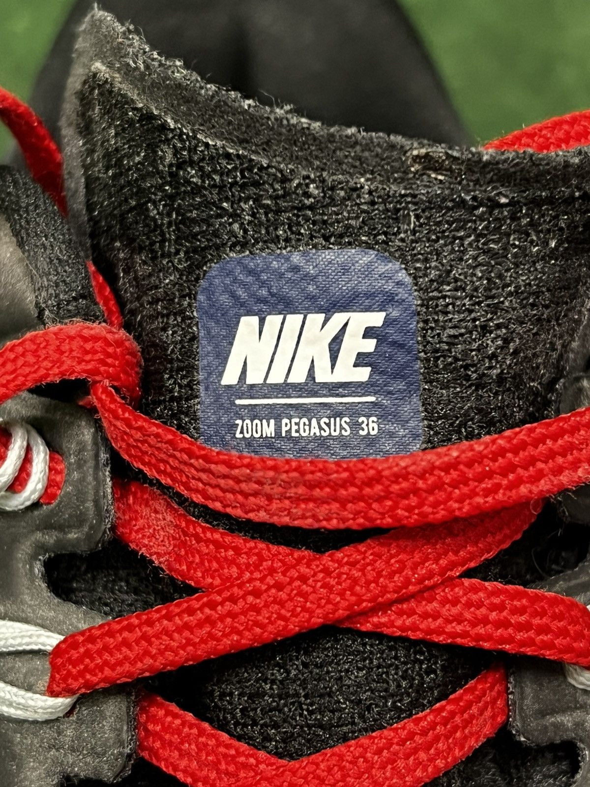 NFL 2019 Nike Air Zoom Pegasus 36 New England Patriots Size US 7 / EU 40 - 3 Thumbnail