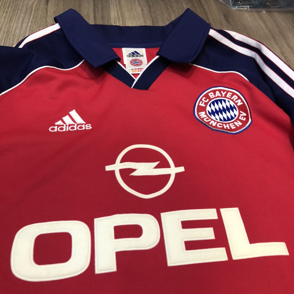 Adidas Bayern Munich 00/01 home jersey set #11 Effenberg Size US L / EU 52-54 / 3 - 4 Thumbnail