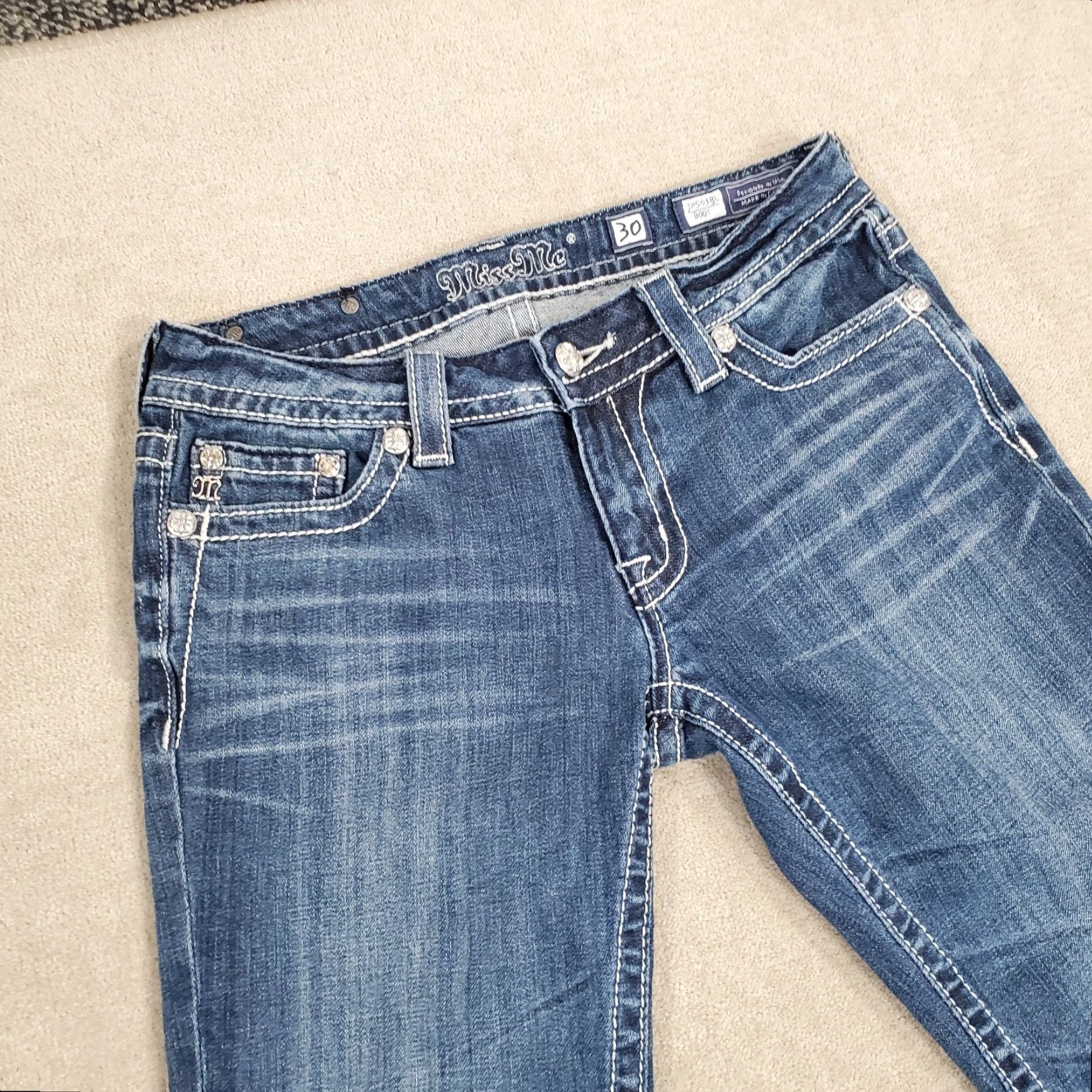 Miss Me VINTAGE Miss Me Jeans Womens 30 Boot Cut Blue Faded Dark Wash Rhinestones Fleur De Lis Jeans Womens 30 Blue Size 30" / US 8 / IT 44 - 6 Thumbnail