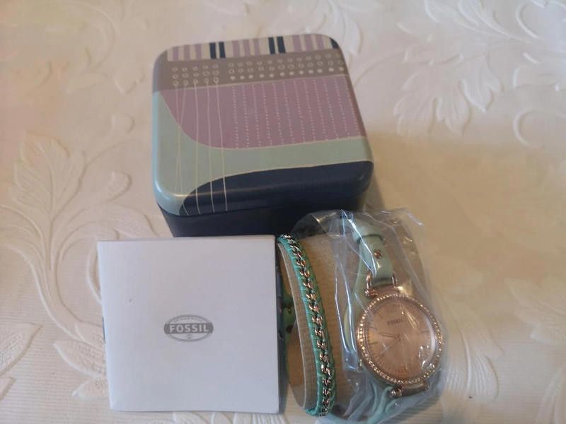 Fossil fossil green strap come with bracelet watch set Size ONE SIZE - 1 Thumbnail