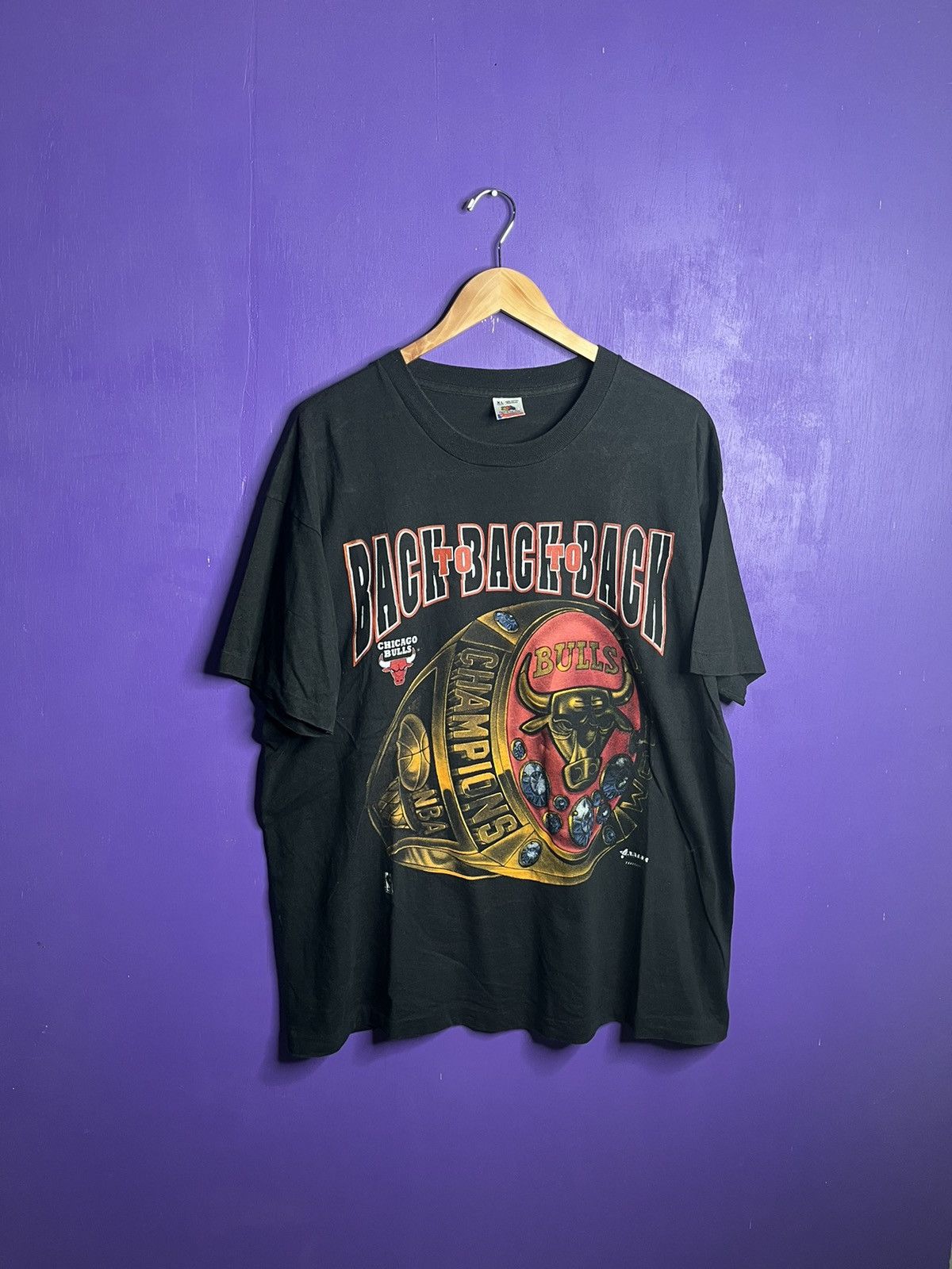 Other Vintage 1993 Bulls back to back to back champs ring t-shirt Size US XL / EU 56 / 4 - 1 Thumbnail