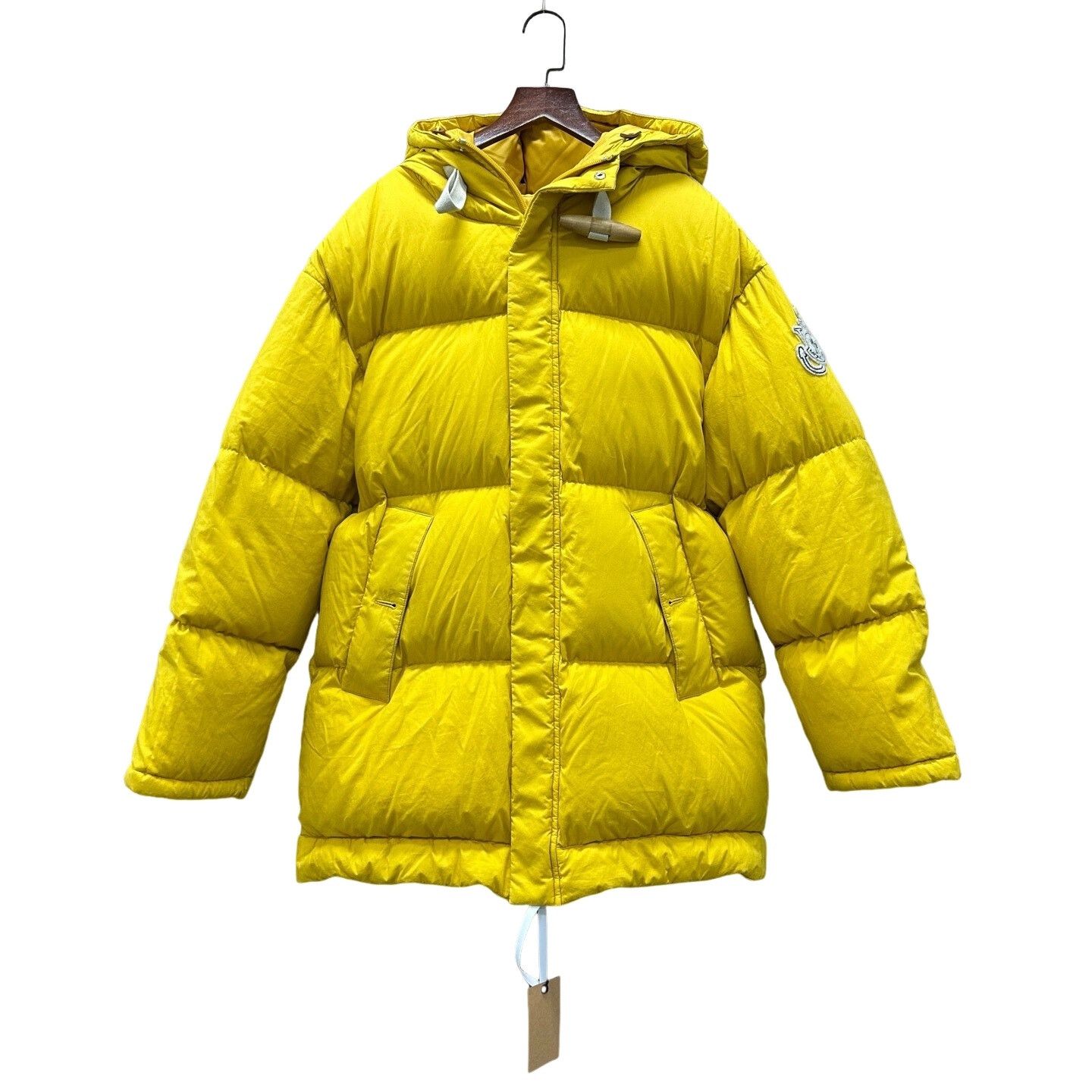 Moncler Moncler x JW Anderson Yellow Puffer Coat Size 1 Size US S / EU 44-46 / 1 - 1 Thumbnail