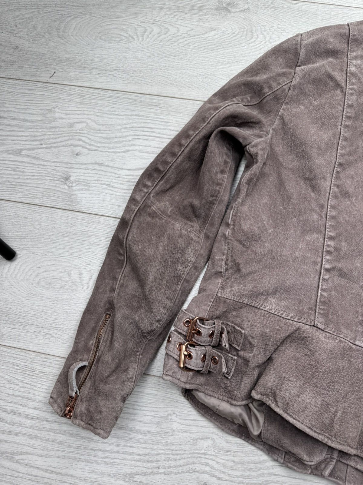 Japanese Brand × Vintage Vintage Freaky Nation Brown Woman Leather Jacket Size L / US 10 / IT 46 - 7 Thumbnail