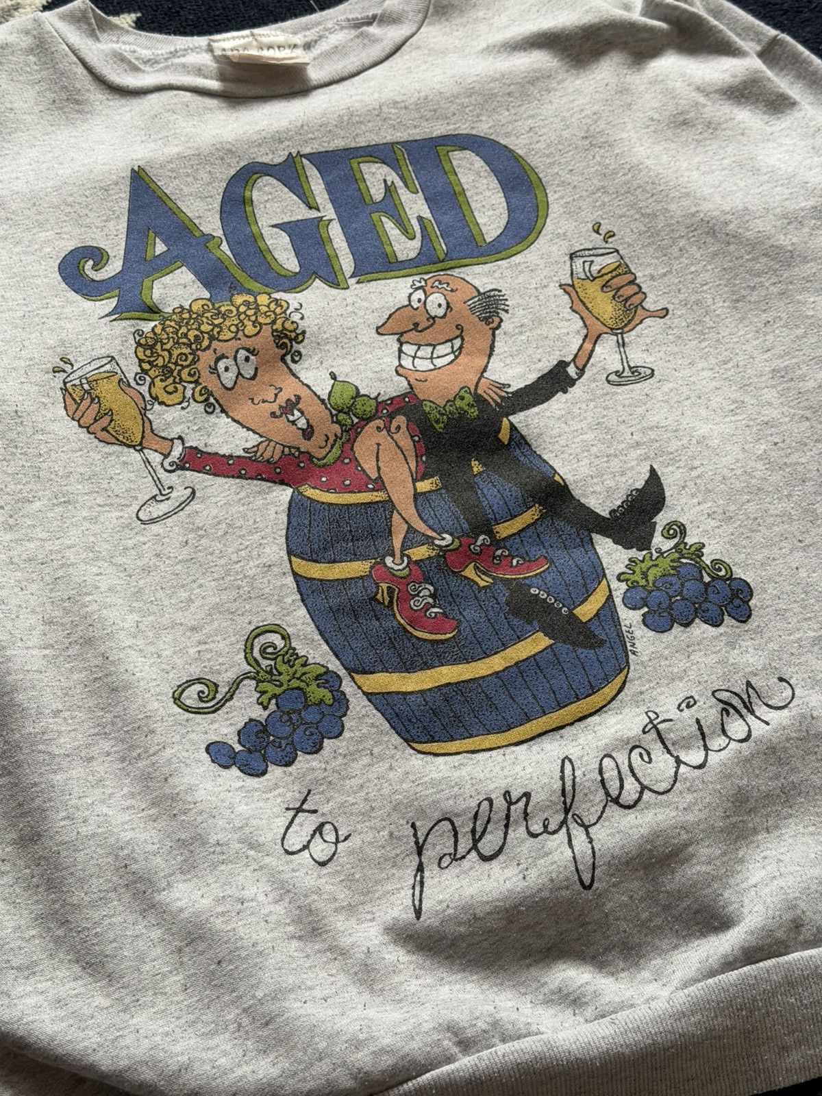 Vintage 1990s Vintages Wine Drinking “Aged to Perfection” Crewneck Size US M / EU 48-50 / 2 - 2 Thumbnail