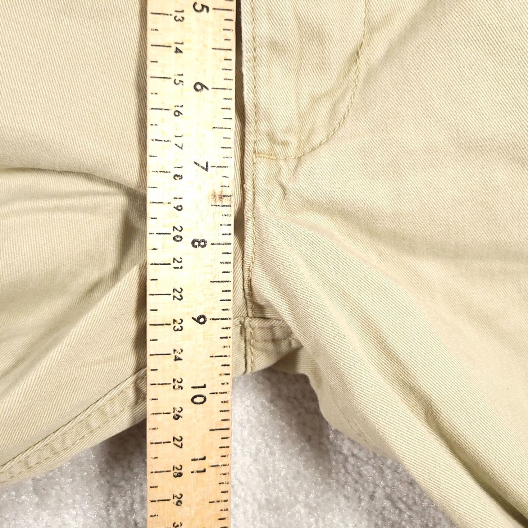 Vintage Aeropostale Bermuda Shorts Womens 27 Beige Khaki Cotton Casual - Good Used Condition Size 27" / US 4 / IT 40 - 6 Thumbnail