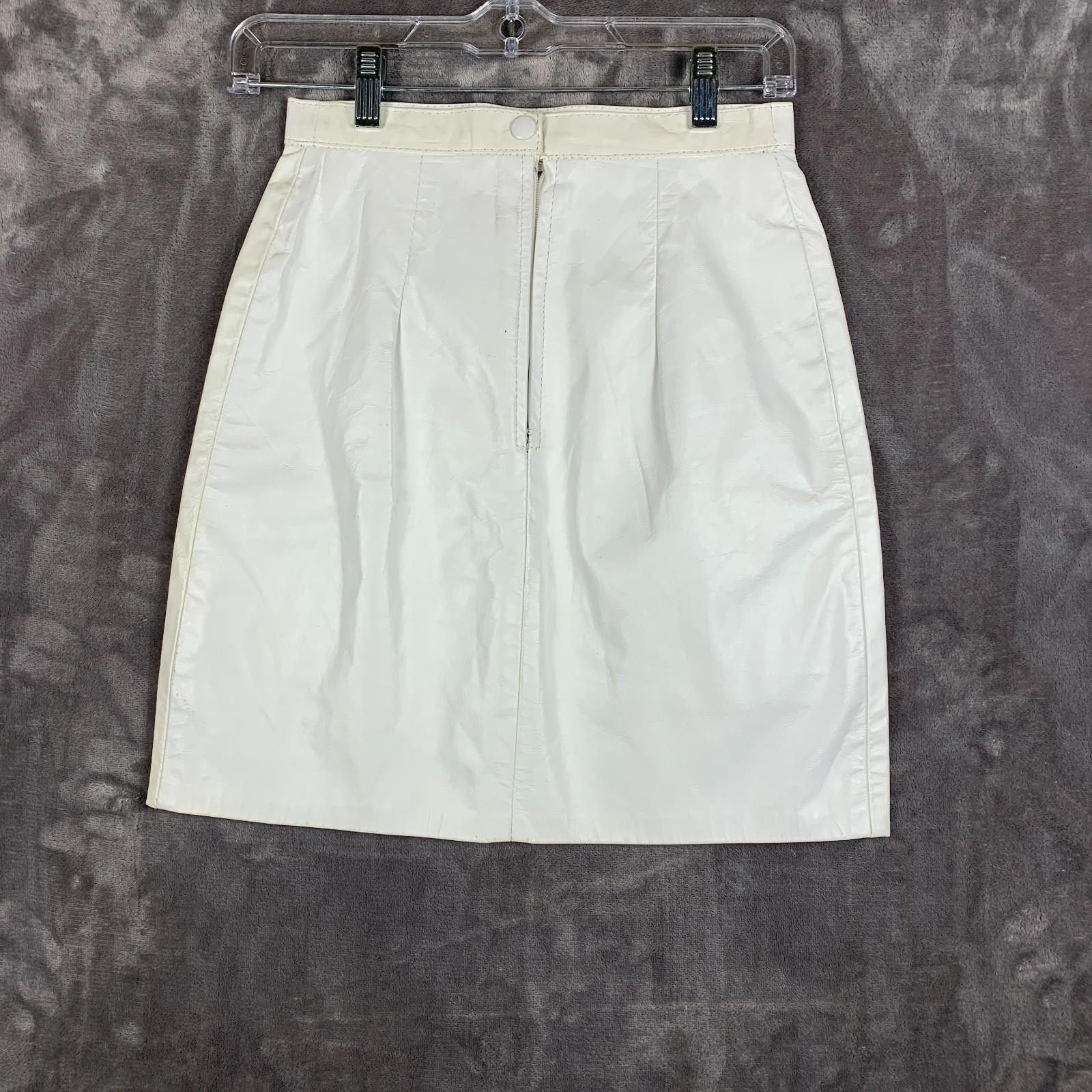 The Unbranded Brand Vintage Womens White Leather Pencil Skirt Waist:24" (353) Size 26" / US 2 / IT 38 - 2 Thumbnail
