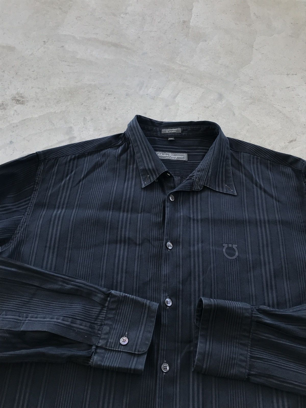 Salvatore Ferragamo Vintage Shirt Salvatore Ferragamo Button Up Embroiled Logo Size US XL / EU 56 / 4 - 5 Thumbnail