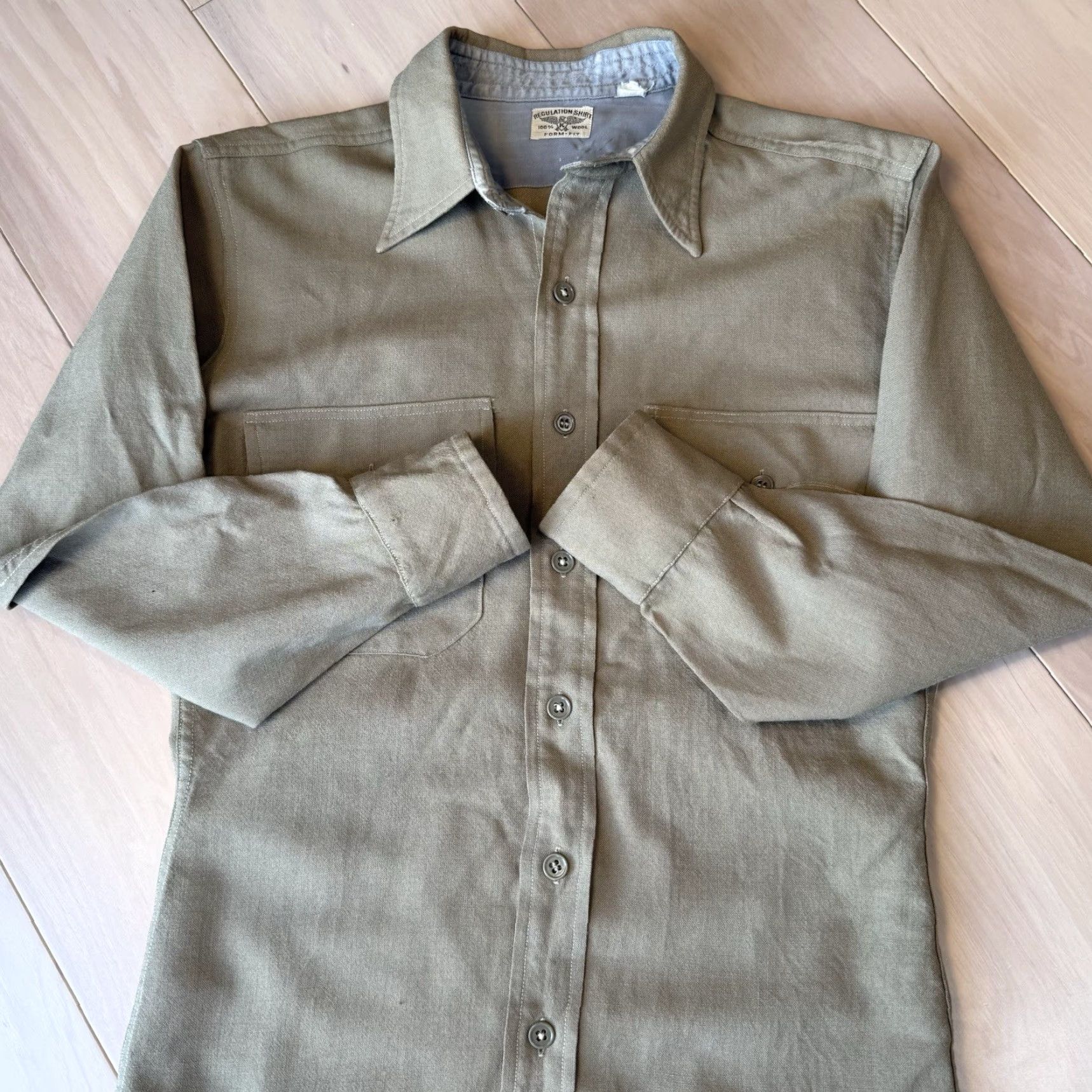 Vintage VINTAGE Military Wool Shirt M Khaki 60s Button Up Winter Chinstrap Mens Regular M Wool Solider 60s 70s Pendleton Board Shirt Size US M / EU 48-50 / 2 - 5 Thumbnail