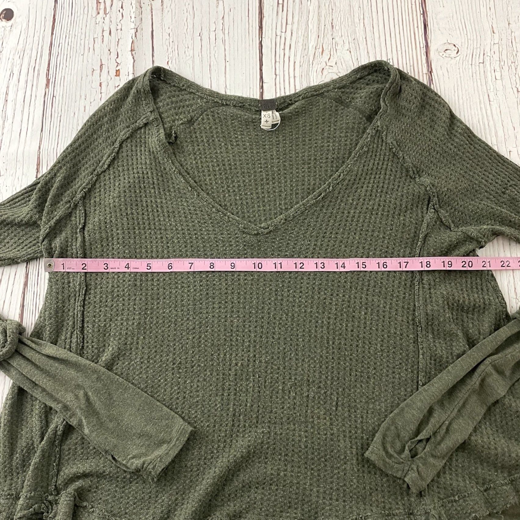 Vintage VINTAGE We The Free Long Sleeve Boho Flowy Top Women's XS Green Size XS / US 0-2 / IT 36-38 - 4 Thumbnail