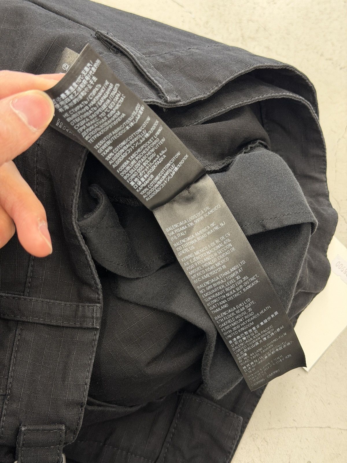 Balenciaga SUMMER 2023 CARGO SKIRT PANTS Size US 32 / EU 48 - 8 Thumbnail