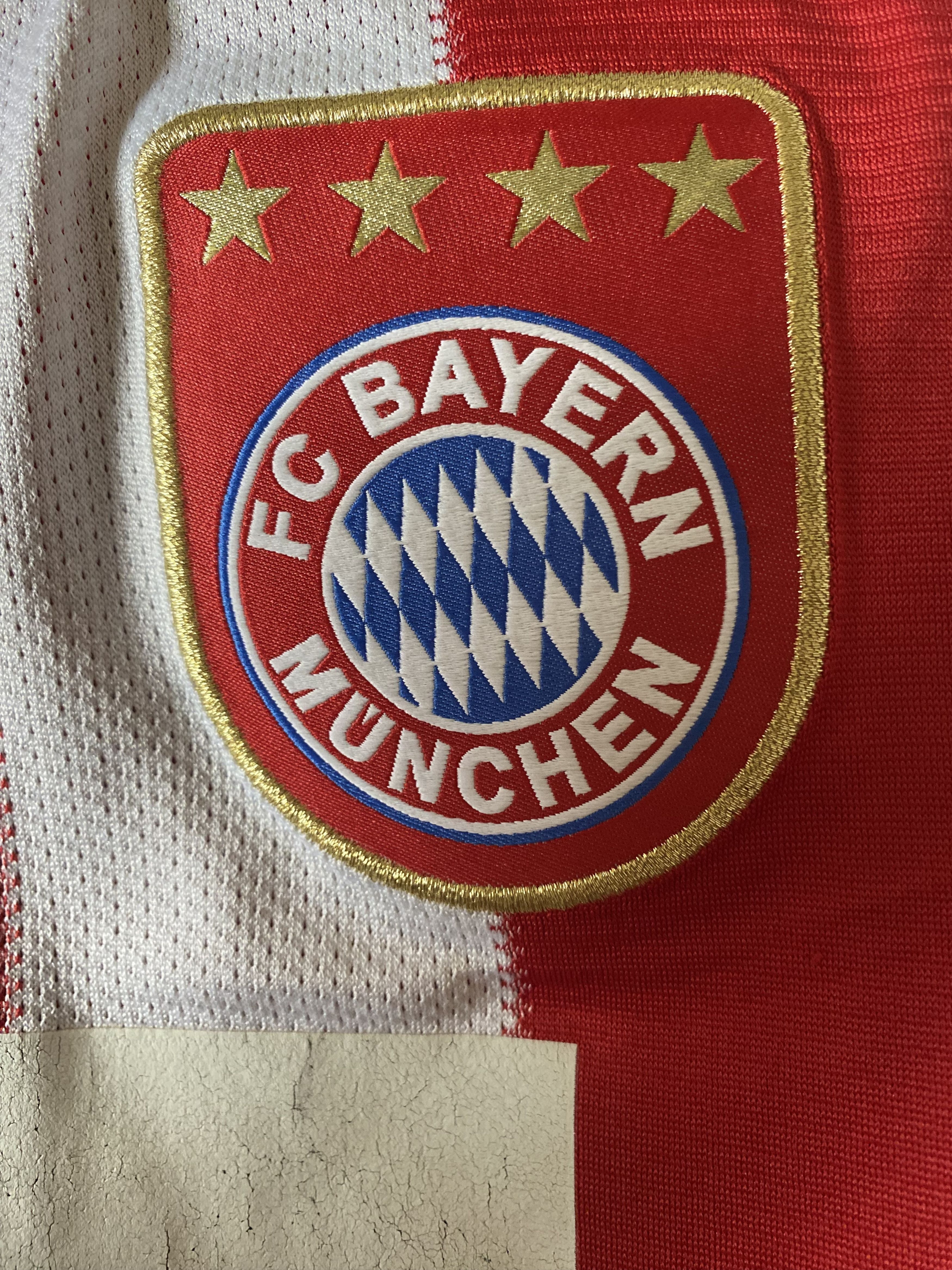 Adidas BAYERN MUNICH F.C. 2010 - 2011 - Adidas - M/L - UNIQUE Size US M / EU 48-50 / 2 - 7 Thumbnail