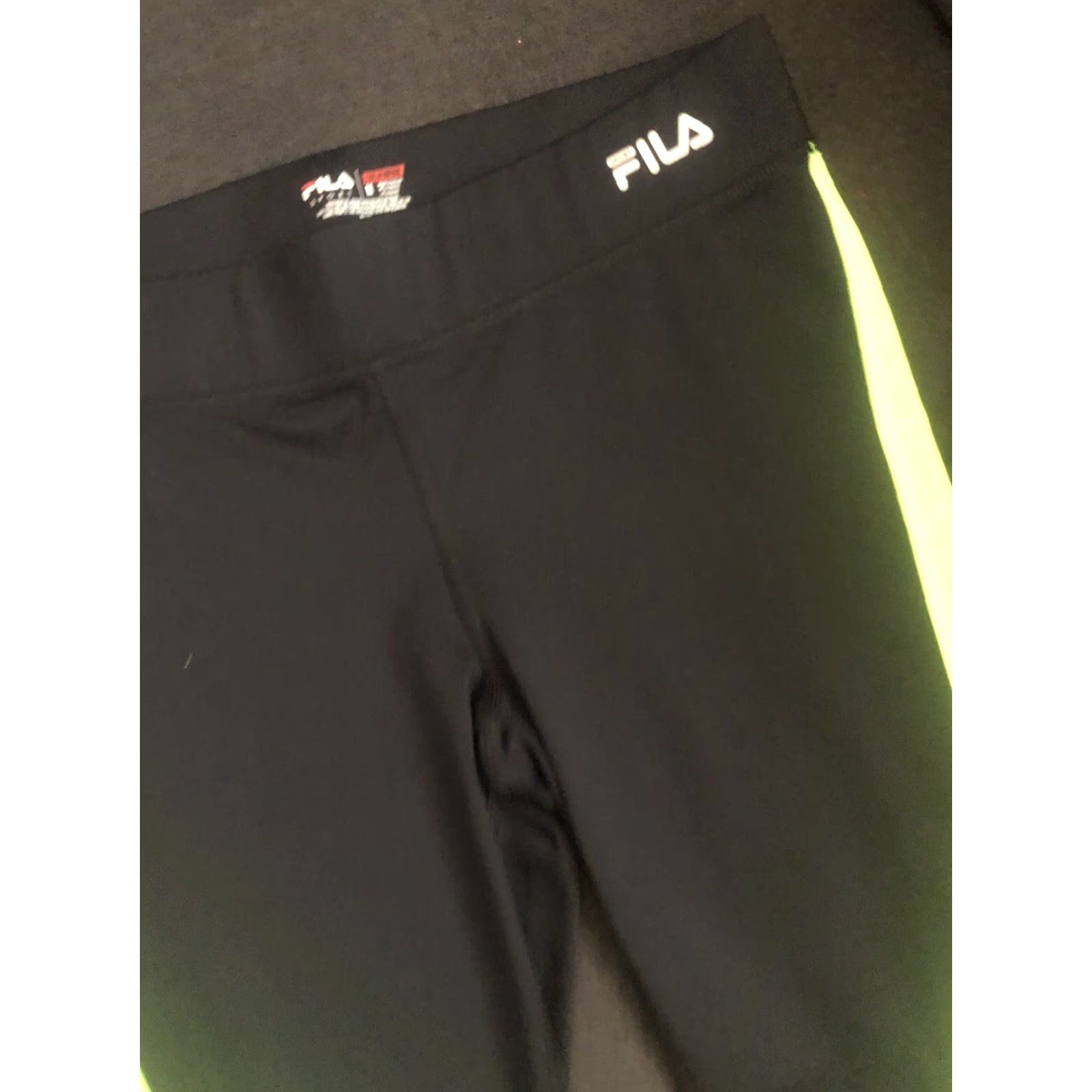 Fila FILA Capri Leggings Women's M Black/Light Blue Trim Logo Athletic Yoga Pants Size 32" / US 10 / IT 46 - 2 Thumbnail