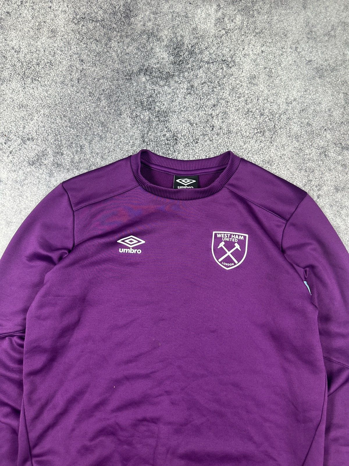 Umbro Vintage Umbro West Ham United Soccer Sweatshirt Streetwear S Size US S / EU 44-46 / 1 - 2 Thumbnail