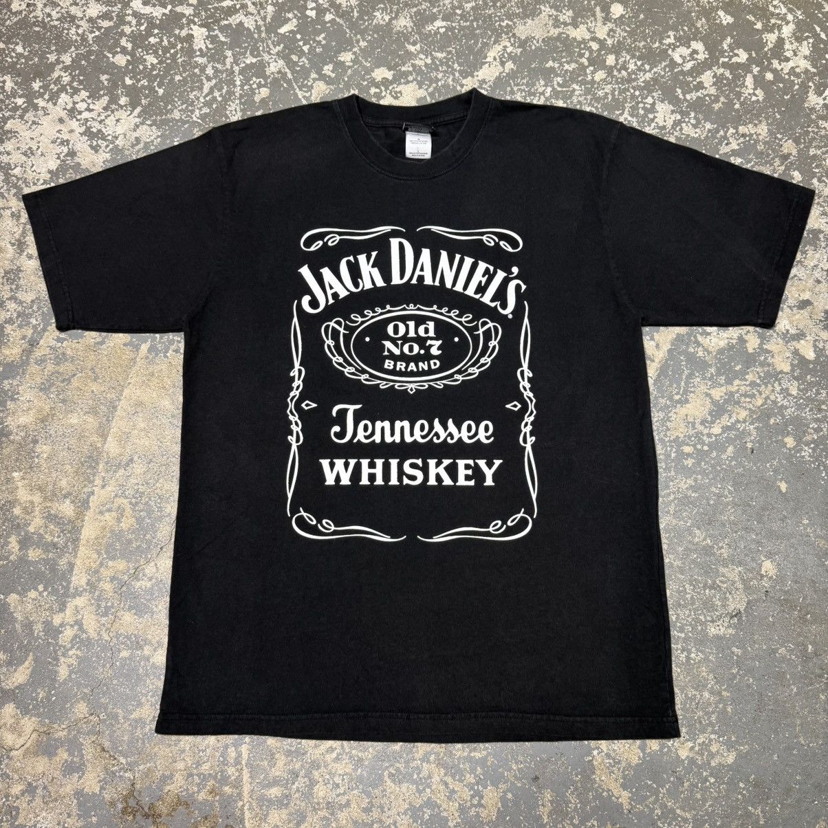 Vintage Vintage Jack Daniels Tennessee Whisky Graphic TShirt 2006 Size US L / EU 52-54 / 3 - 1 Thumbnail