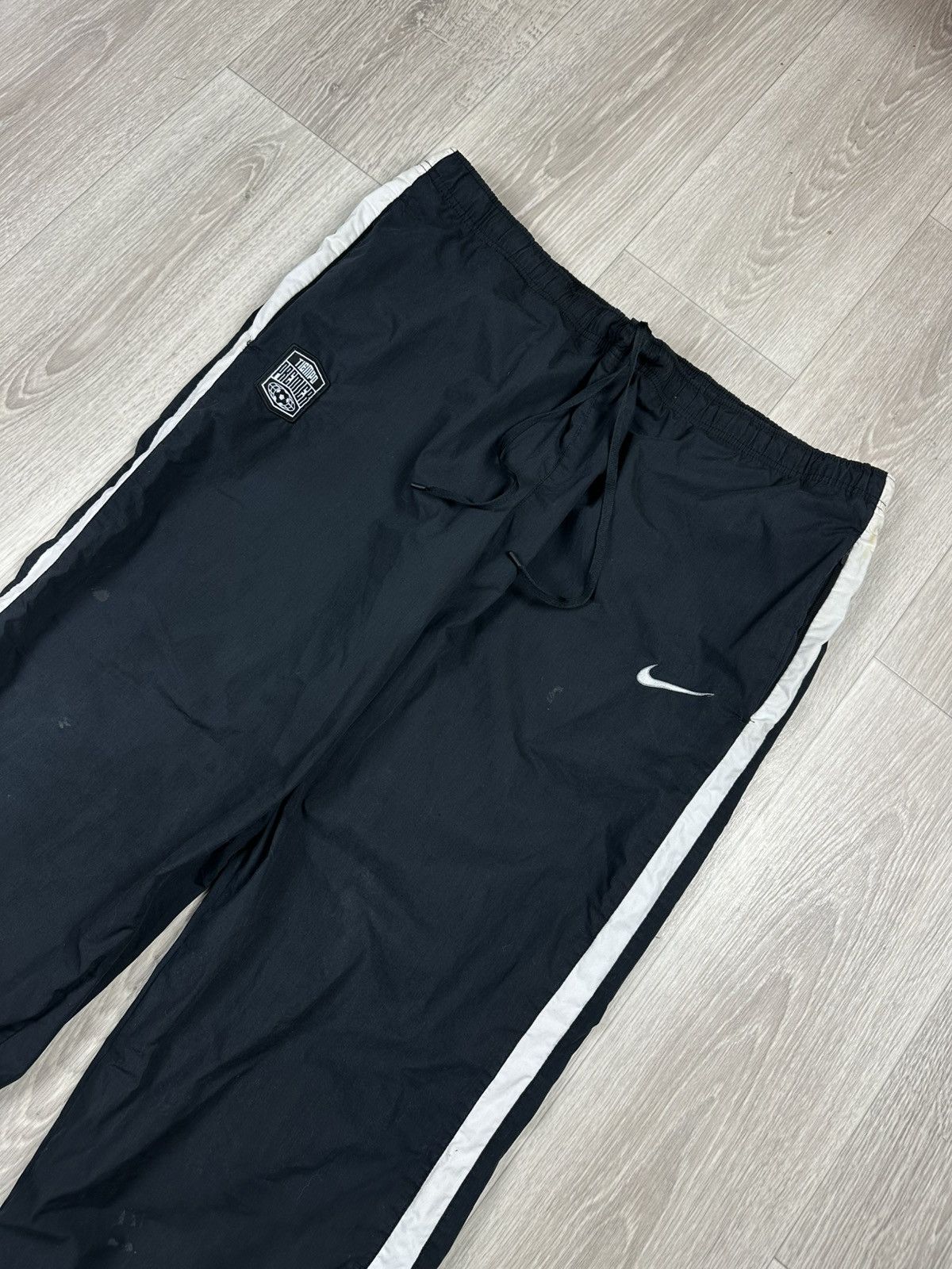 Nike × Vintage Vintage Nike Nylon Sweatpants Joggers Premier Tiempo Size US 38 / EU 54 - 2 Thumbnail