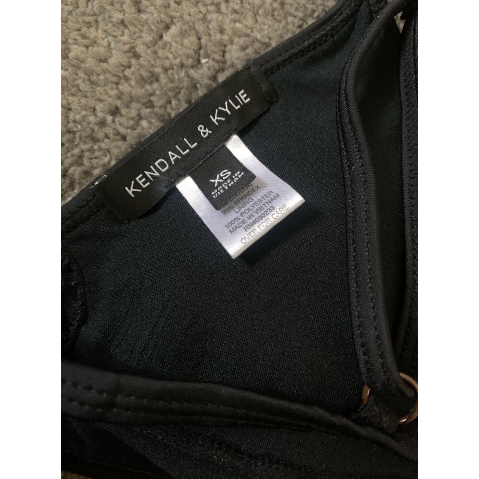 Vintage Kendall + Kylie Bralette Bikini Top XS Black Womens Swimsuit Spaghetti Adjustable Strap Beach Nylon Blend Size XS / US 0-2 / IT 36-38 - 3 Thumbnail