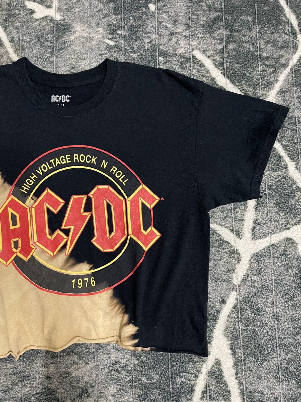 Band Tees RARE ACDC BAND CROP TOP TEE Size L / US 10 / IT 46 - 3 Thumbnail