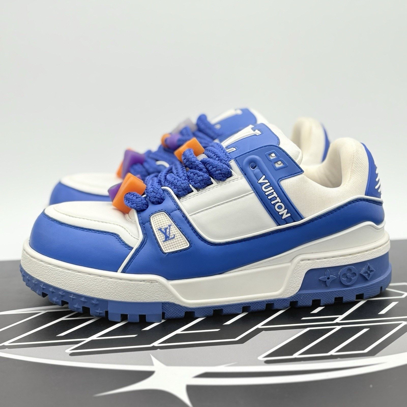 Louis Vuitton Louis Vuitton Maxi ' Blue White ' | GREAT CONDITION! Size US 10.5 / EU 43-44 - 1 Thumbnail