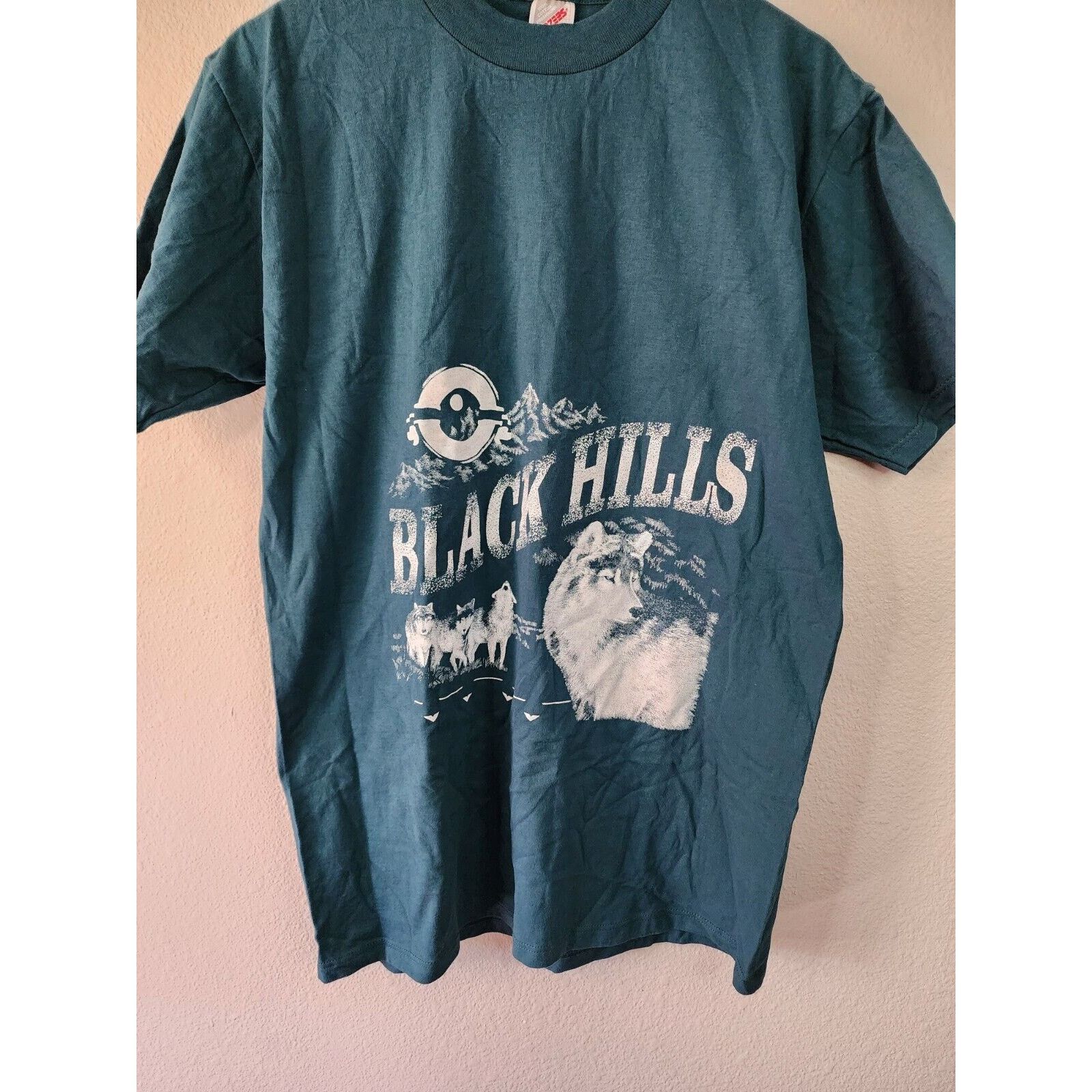 Jerzees Vintage Wolf Shirt Green Jerzees Black Hills T-Shirt Tee 90s Size US L / EU 52-54 / 3 - 2 Thumbnail