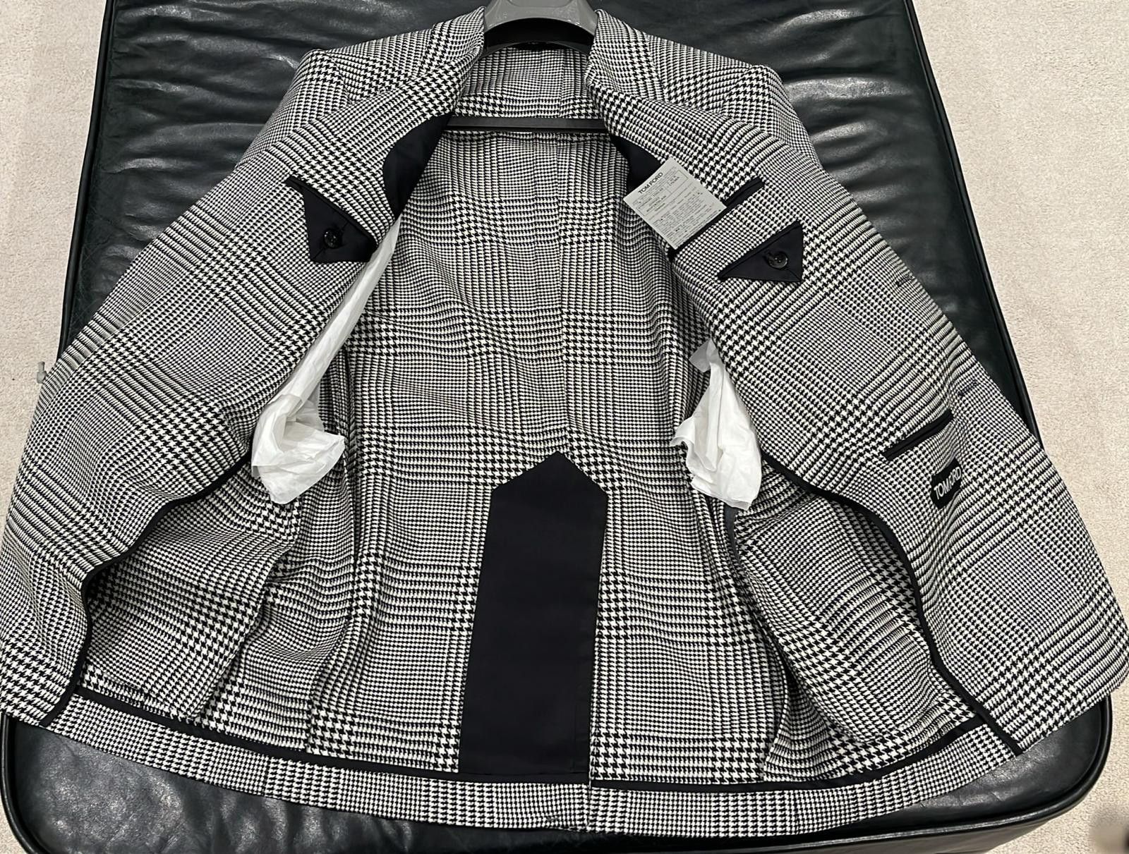 Tom Ford o1loc1c0126 JDSG02 Jacket in White/Black Size US M / EU 48-50 / 2 - 4 Thumbnail