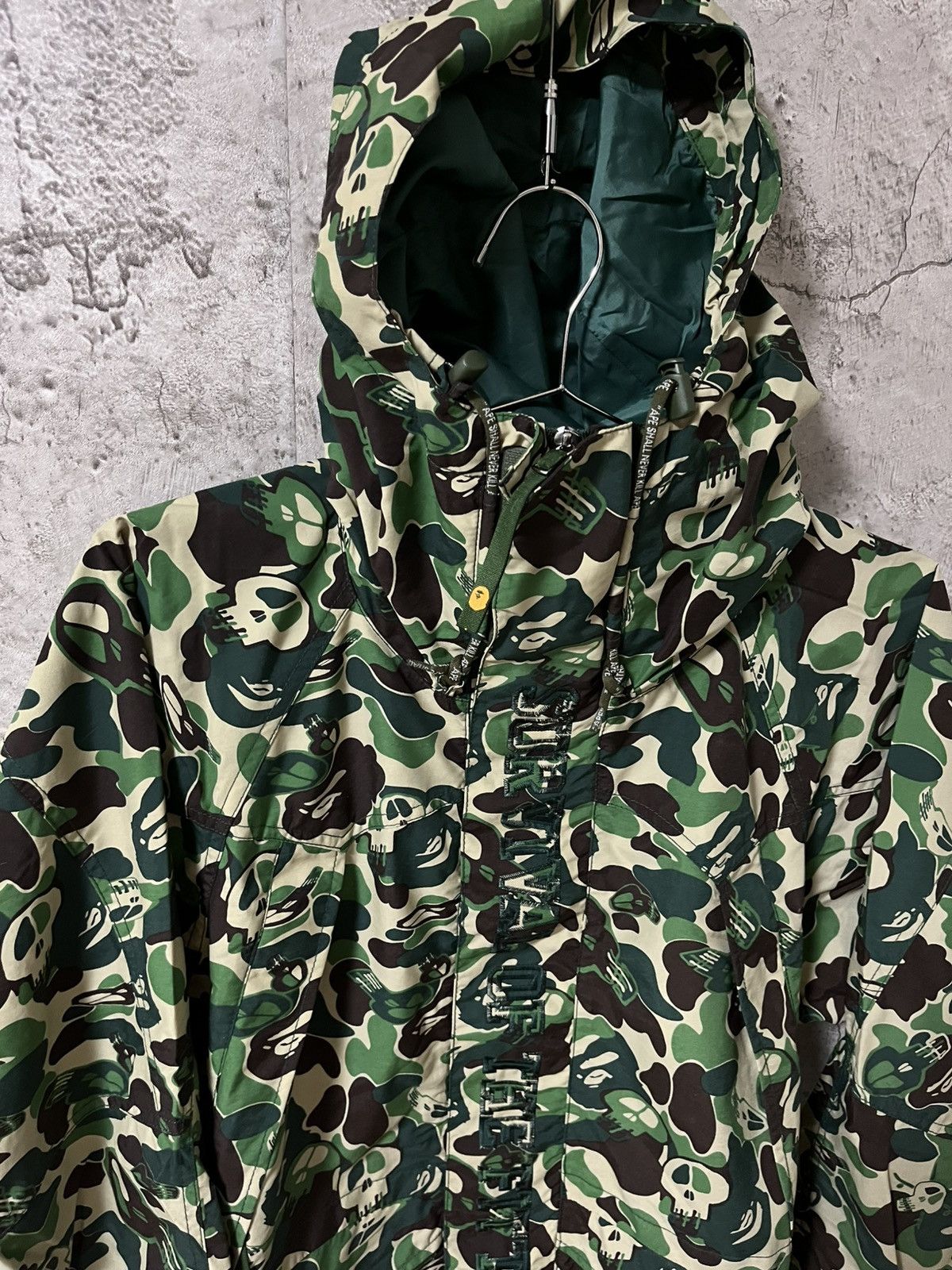 Bape × Stussy Bape x Stussy 'Survival of the Fittest' Snowboard Jacket Size US M / EU 48-50 / 2 - 4 Thumbnail