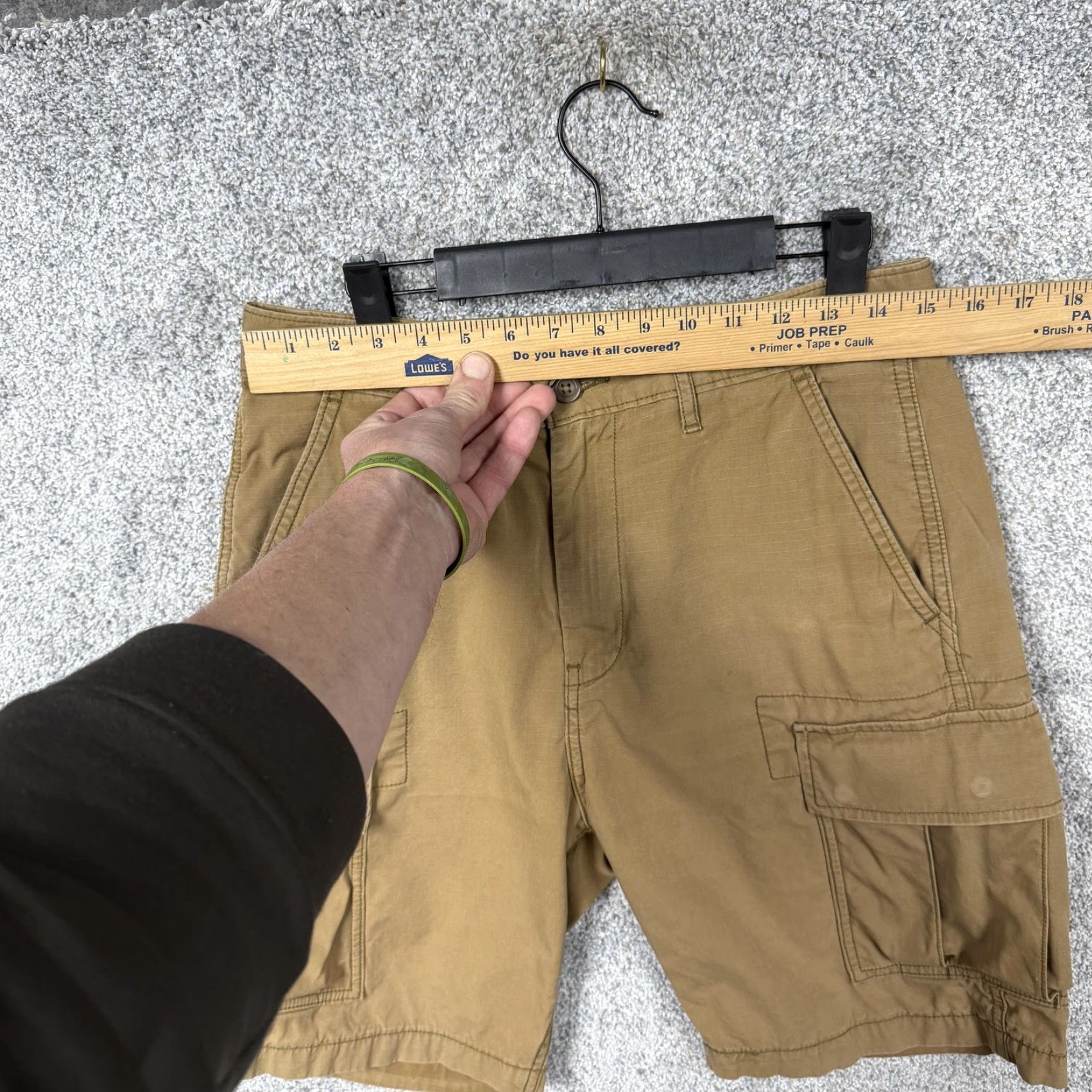 Levi's Levi's Cargo Shorts 30 Tan Cotton Canvas Cargo Pockets Hiking Outdoor Mens Regular Inseam 8in Beige Utility Streetwear Size US 30 / EU 46 - 2 Thumbnail