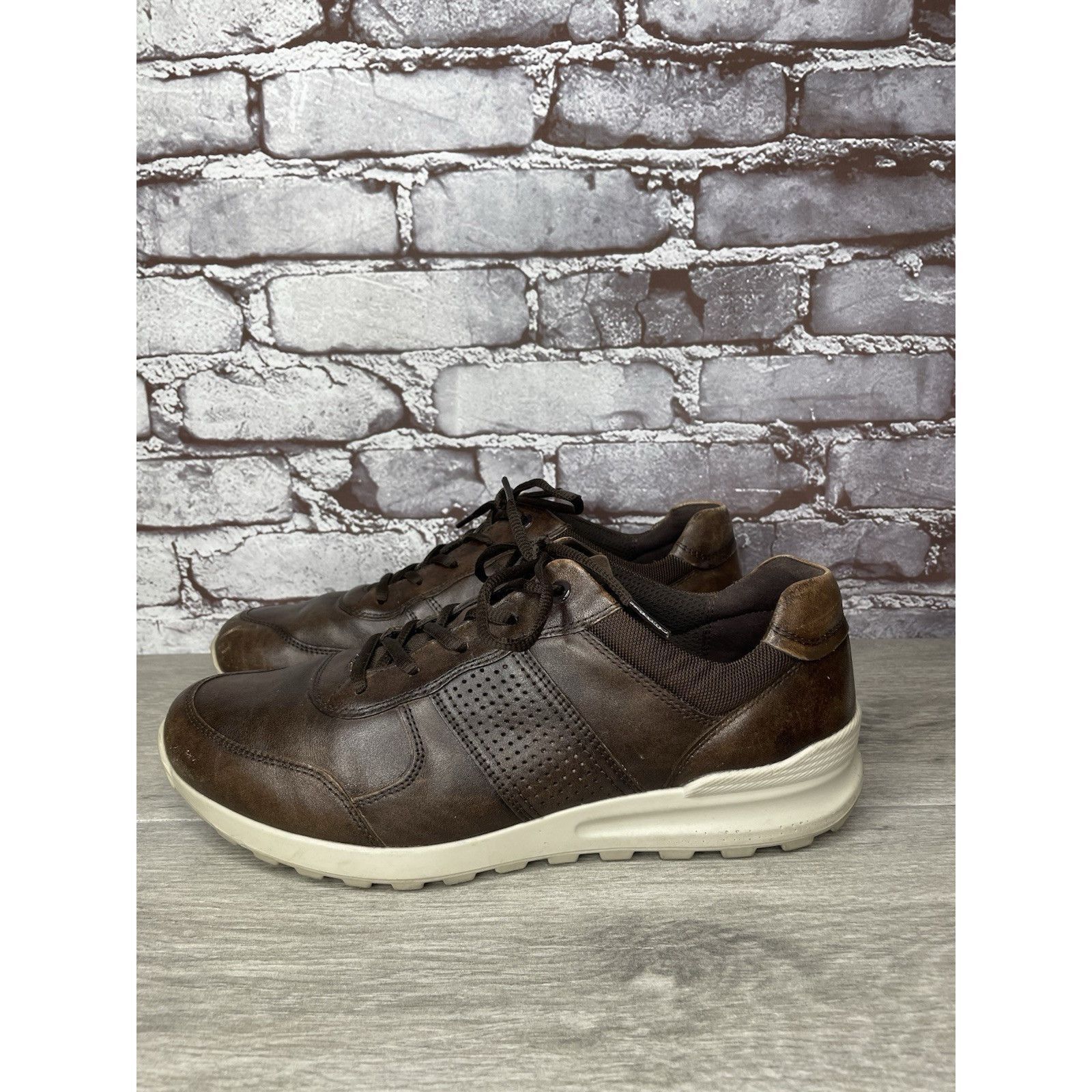 Ecco ECCO Danish Design Brown Leather Casual Low Top Sneakers Men Size US 10.5 / EU 43-44 - 1 Thumbnail