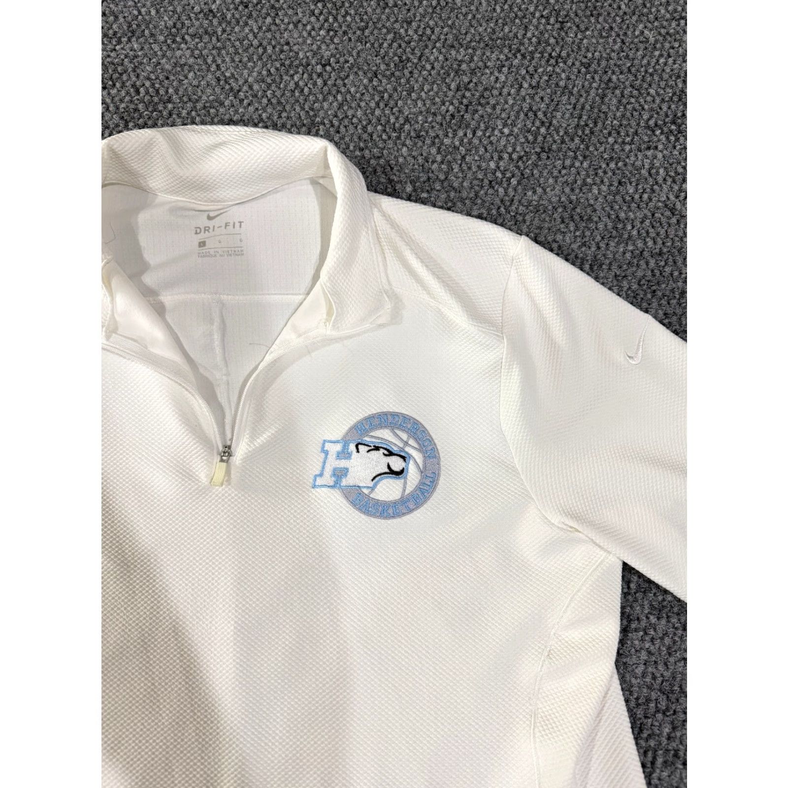 Nike Nike Sweatshirt Womens Large Quarter Zip Pullover White Pullover Lightweight Logo Long Sleeve Regular Machine Washable Nike Sportswear Adults Womens Size L / US 10 / IT 46 - 4 Thumbnail
