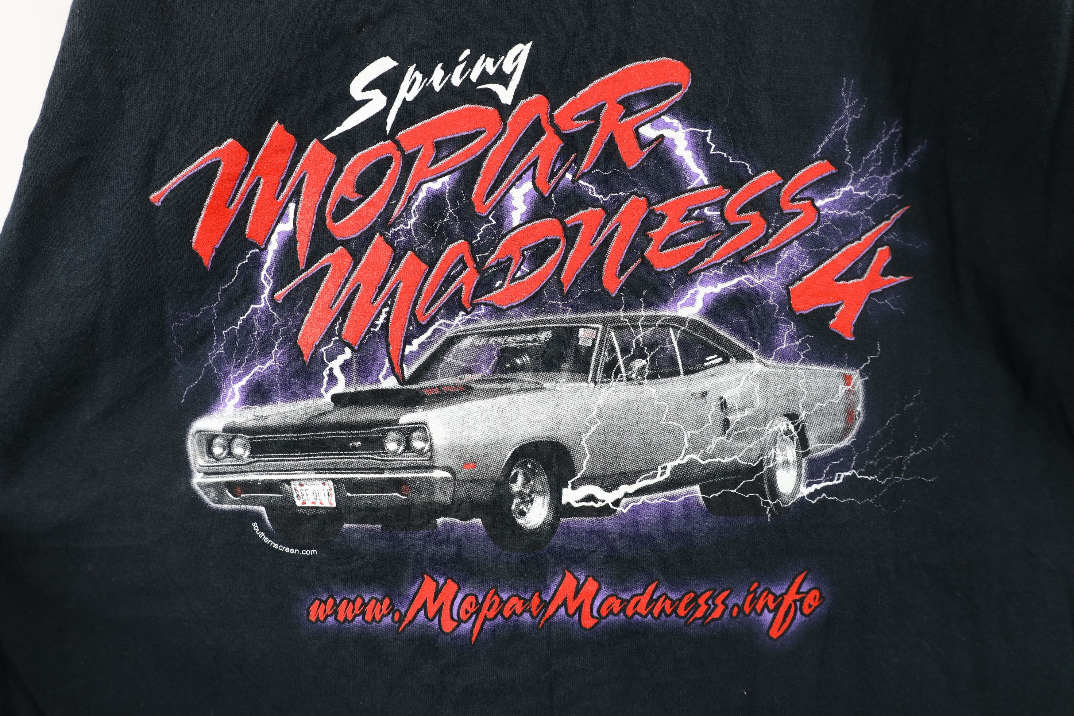 Vintage Vintage Y2K 2006 Out Mopar Racing Virginia Pocket T-Shirt Size US XL / EU 56 / 4 - 7 Thumbnail