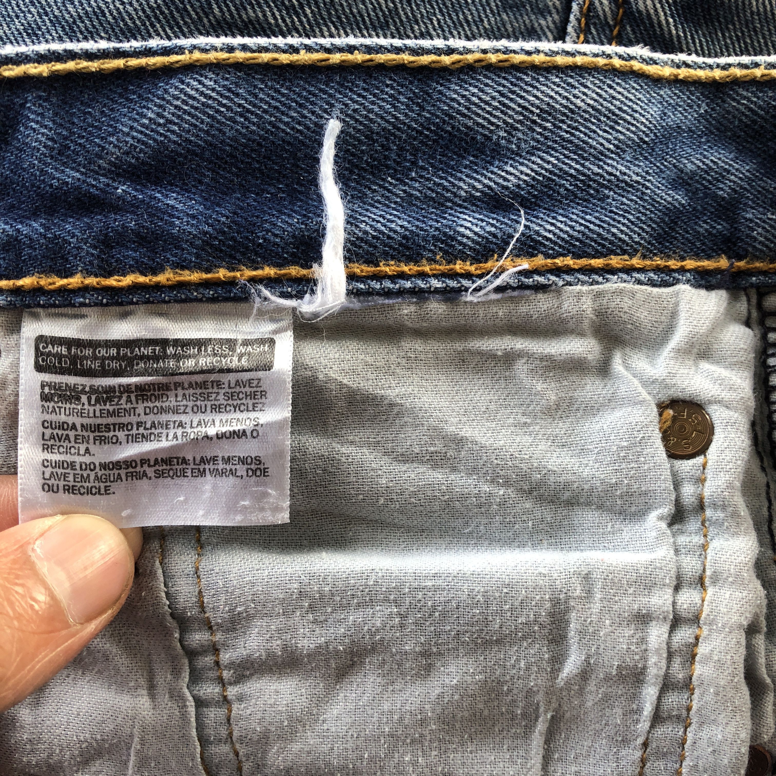 Levi's Vintage Levis 501 Faded Jeans Levi's Stone Wash Denim Size US 34 / EU 50 - 9 Thumbnail