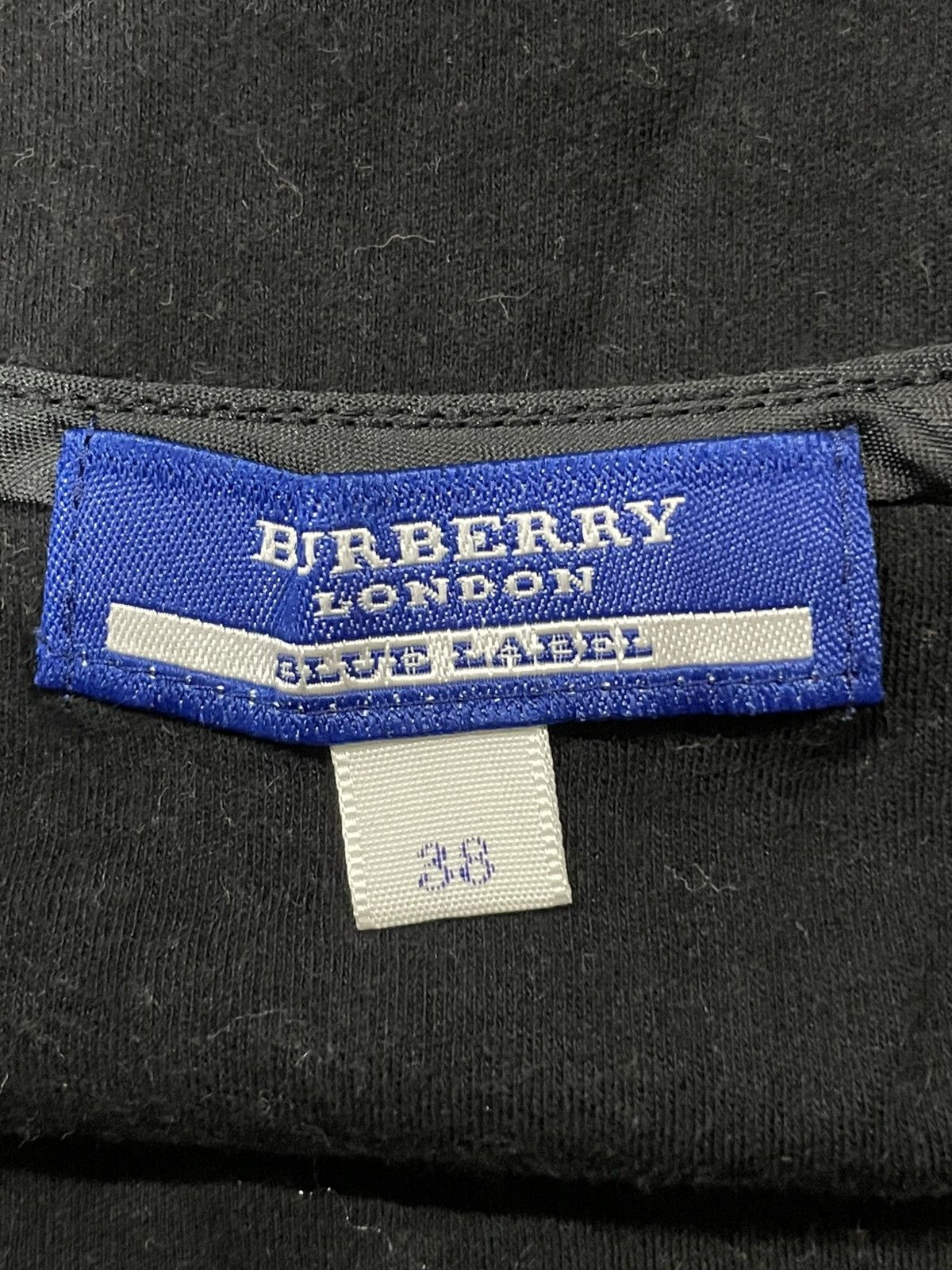 Burberry Burberry NonSleeves Blouse Size XS / US 0-2 / IT 36-38 - 3 Thumbnail