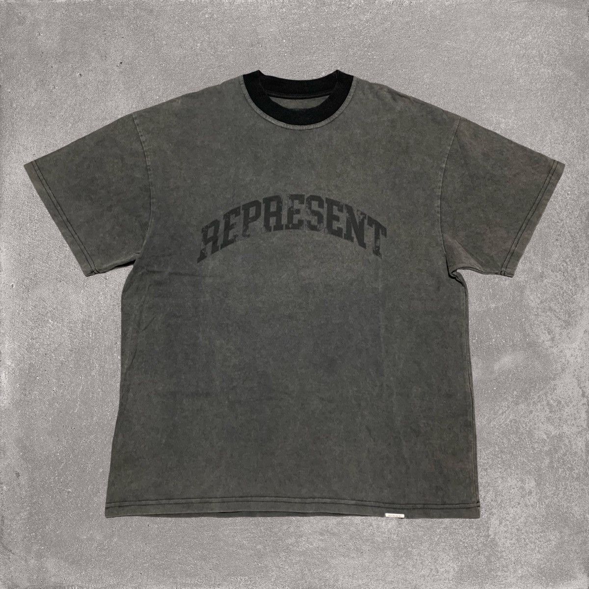 Represent Small Arched Logo Vintage Grey Tee