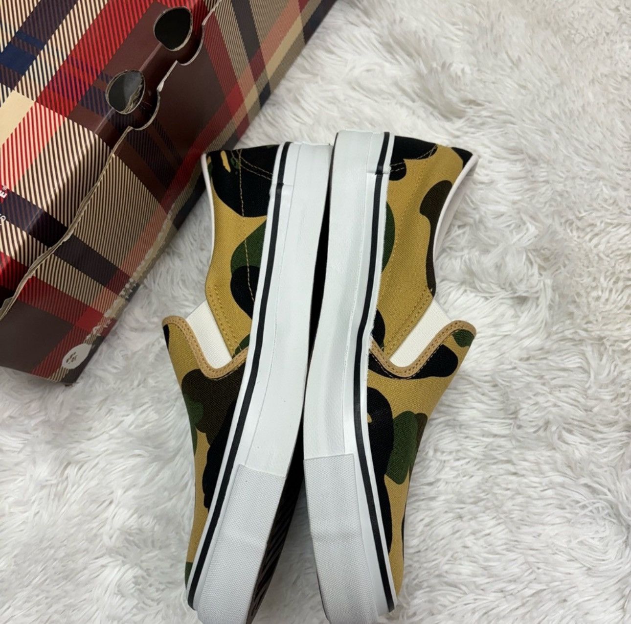 Bape A Bathing Ape Bape Slide On Camouflage Sneakers Size US 6 / EU 39 - 3 Thumbnail