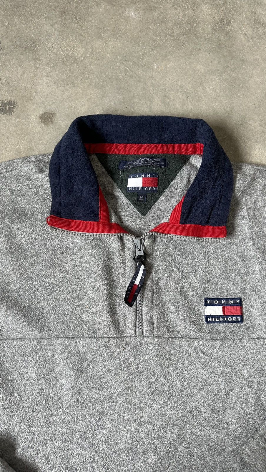 Tommy Hilfiger VINTAGE TOMMY HILFIGER MIDZIPPER WOOL SWEATER Size US XL / EU 56 / 4 - 3 Thumbnail