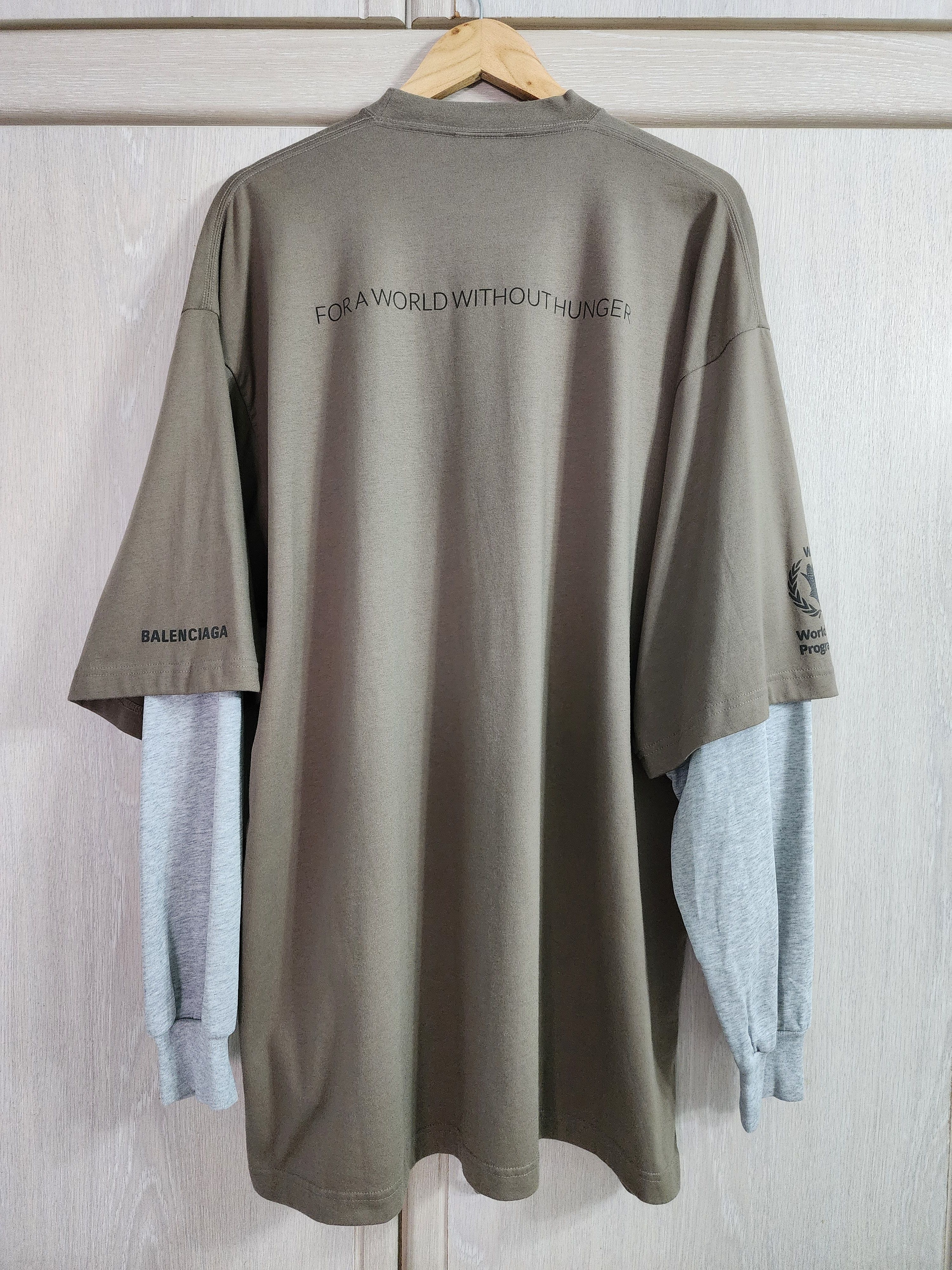 Balenciaga World Food Programme Double Sleeve T-Shirt Size US M / EU 48-50 / 2 - 2 Thumbnail