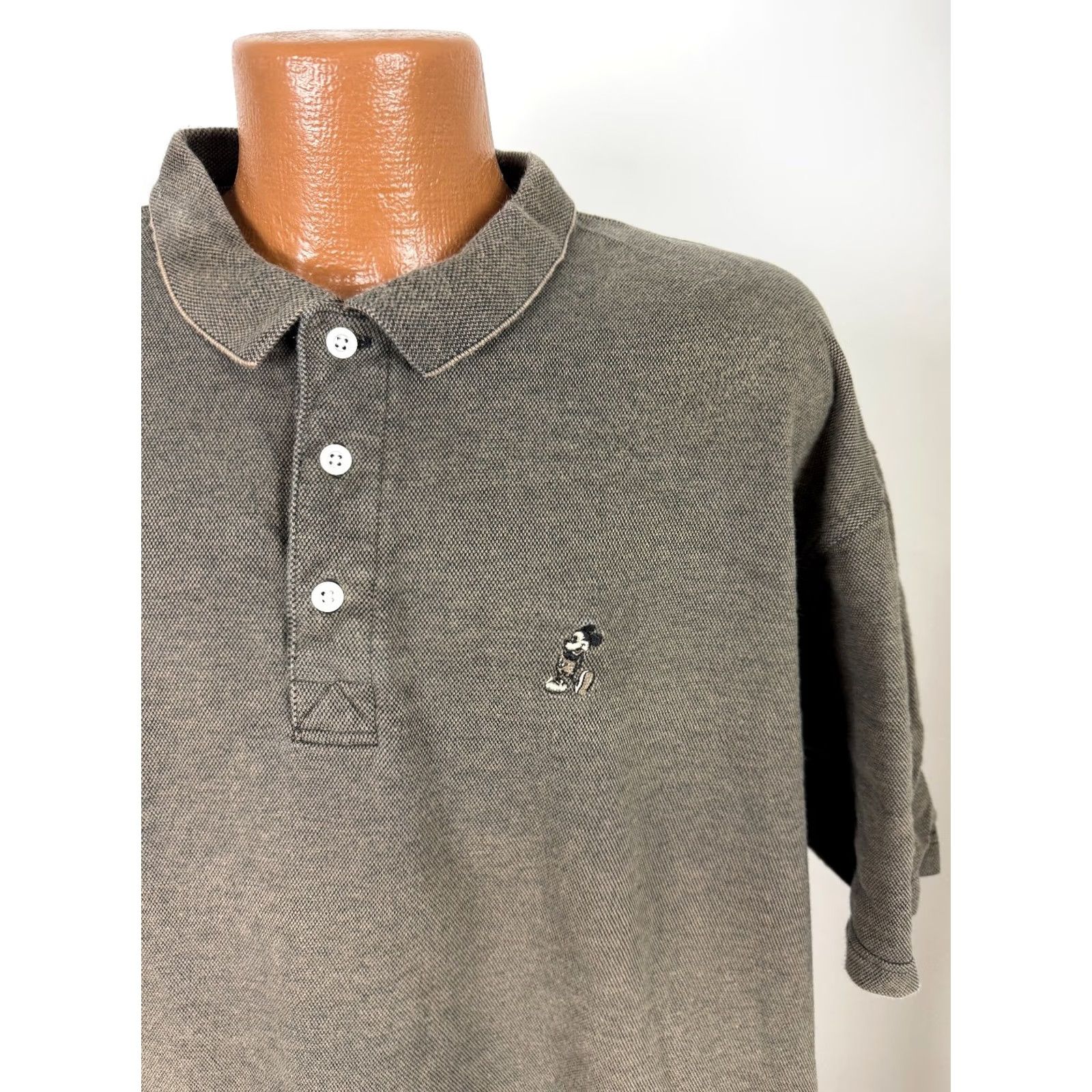 Disney VINTAGE Disney Polo Shirt 2XL Men's Brown Cotton Mickey Mouse Embroidered Midweight Knit Polo Shirt 90s Cartoon Vintage Disney Worldwide Size US XXL / EU 58 / 5 - 3 Thumbnail