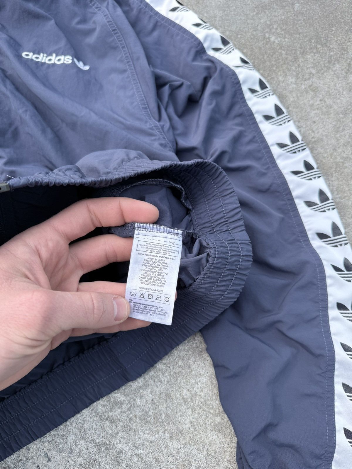 Adidas × Vintage Vintage Adidas Y2K streetwear rare jacket Size US M / EU 48-50 / 2 - 12 Thumbnail