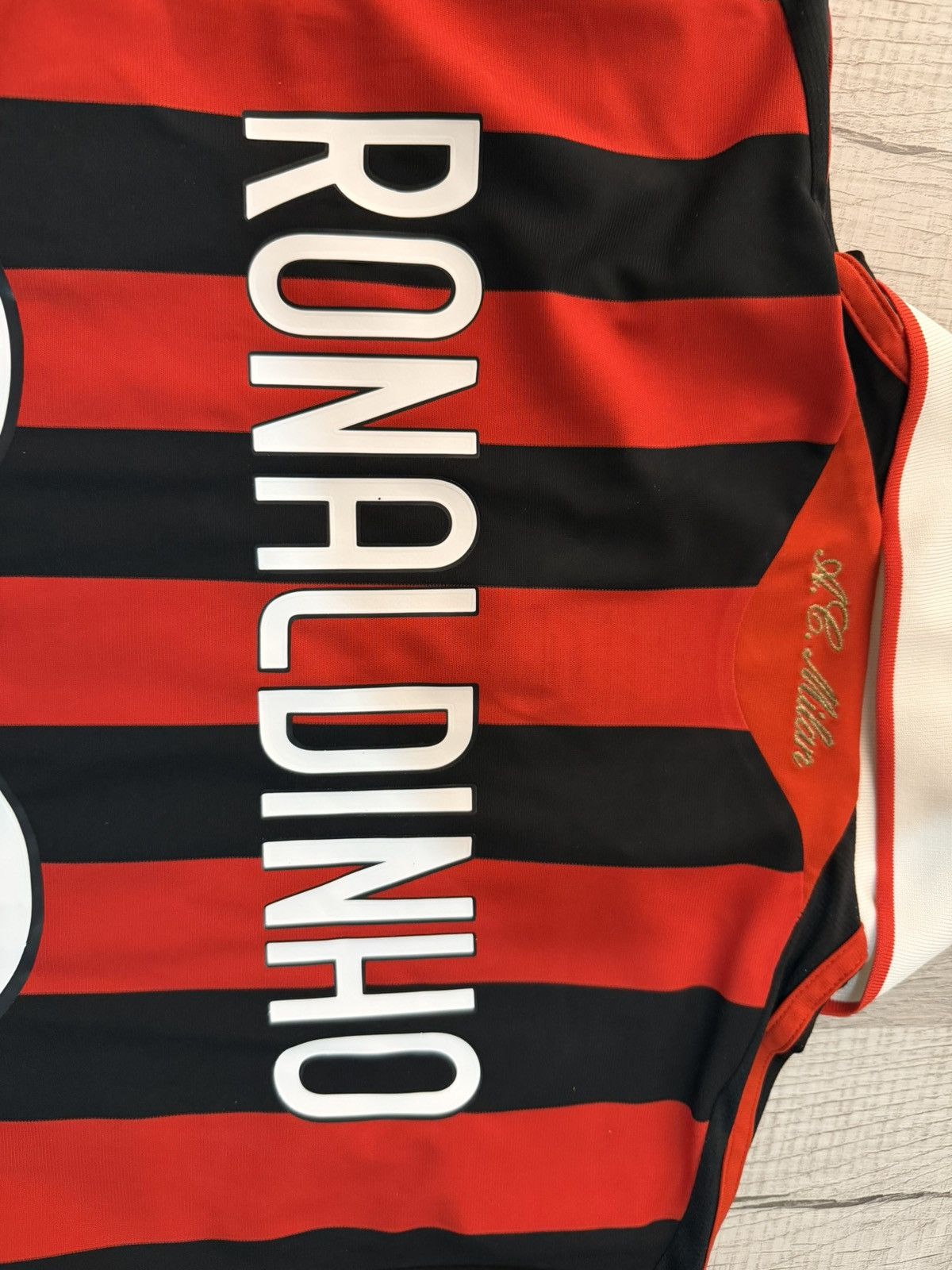 Adidas Adidas Ronaldinho AC MILAN 2009 Size US M / EU 48-50 / 2 - 4 Thumbnail