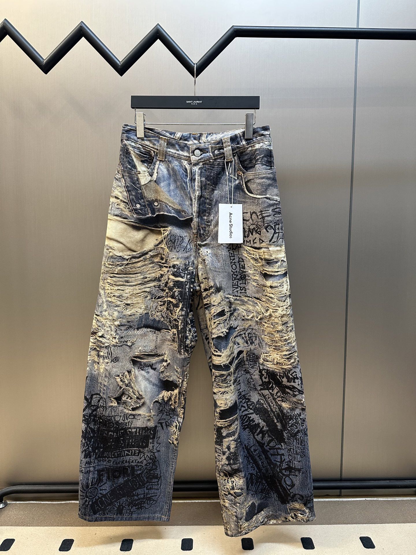 Dolce & Gabbana × Vintage Micro horn trendy jeans, light luxury jeans Size US 36 / EU 52 - 1 Thumbnail
