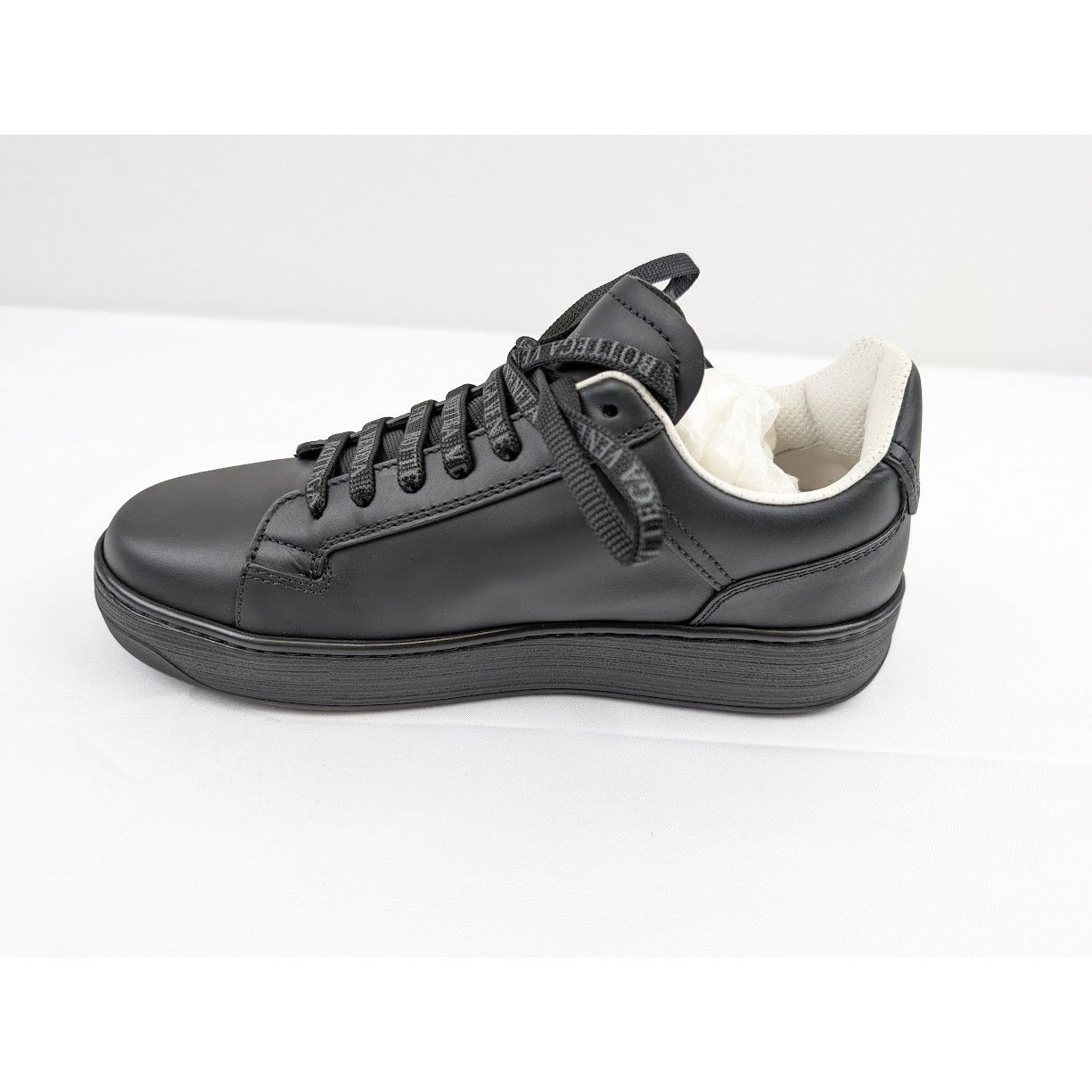 Bottega Veneta o1rshd1 Bolt Calf Low-Top Sneakers in Nero Size US 6 / EU 39 - 9 Thumbnail
