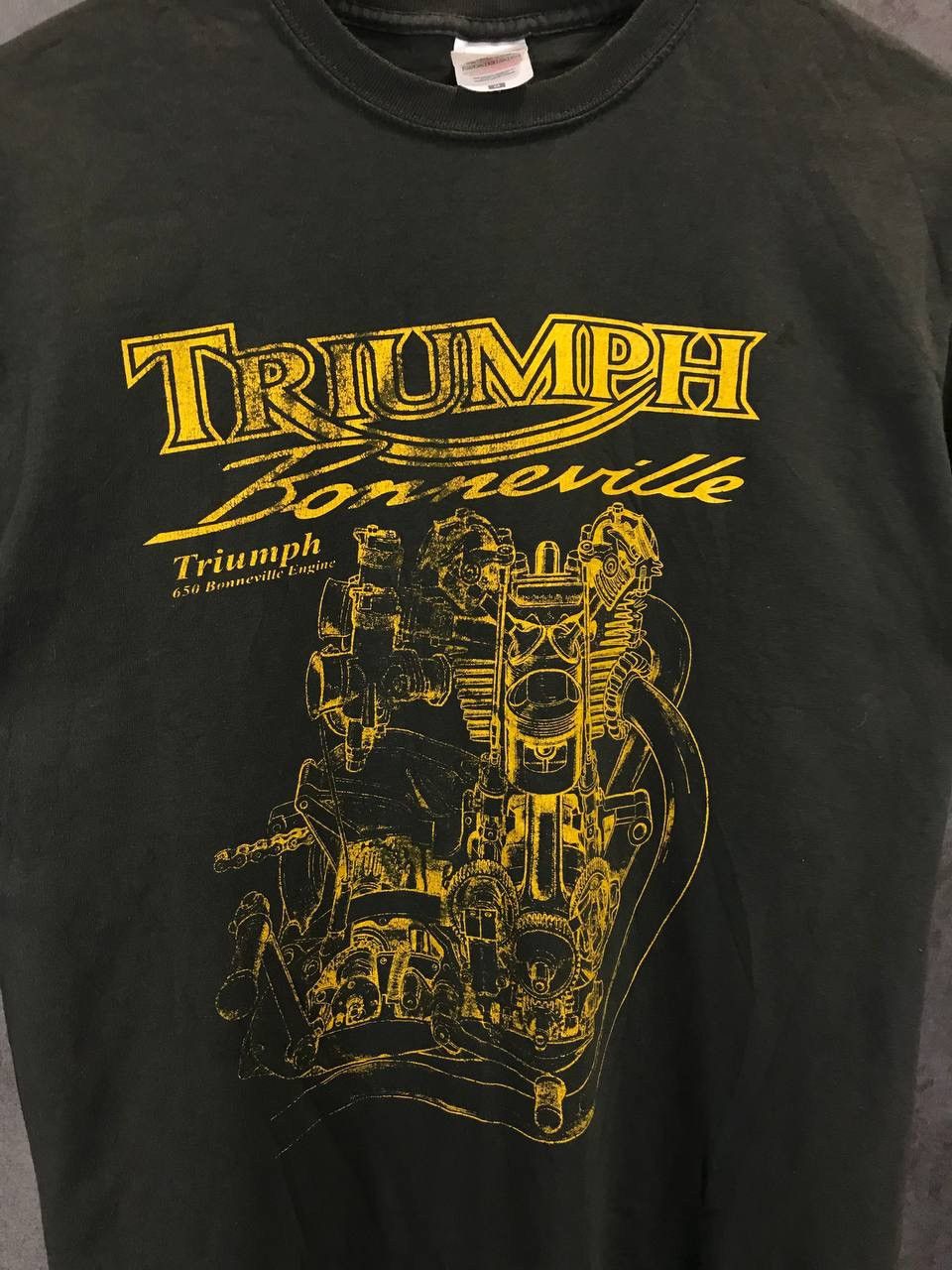 Band Tees Triumph vintage rock band tee Size US M / EU 48-50 / 2 - 3 Thumbnail